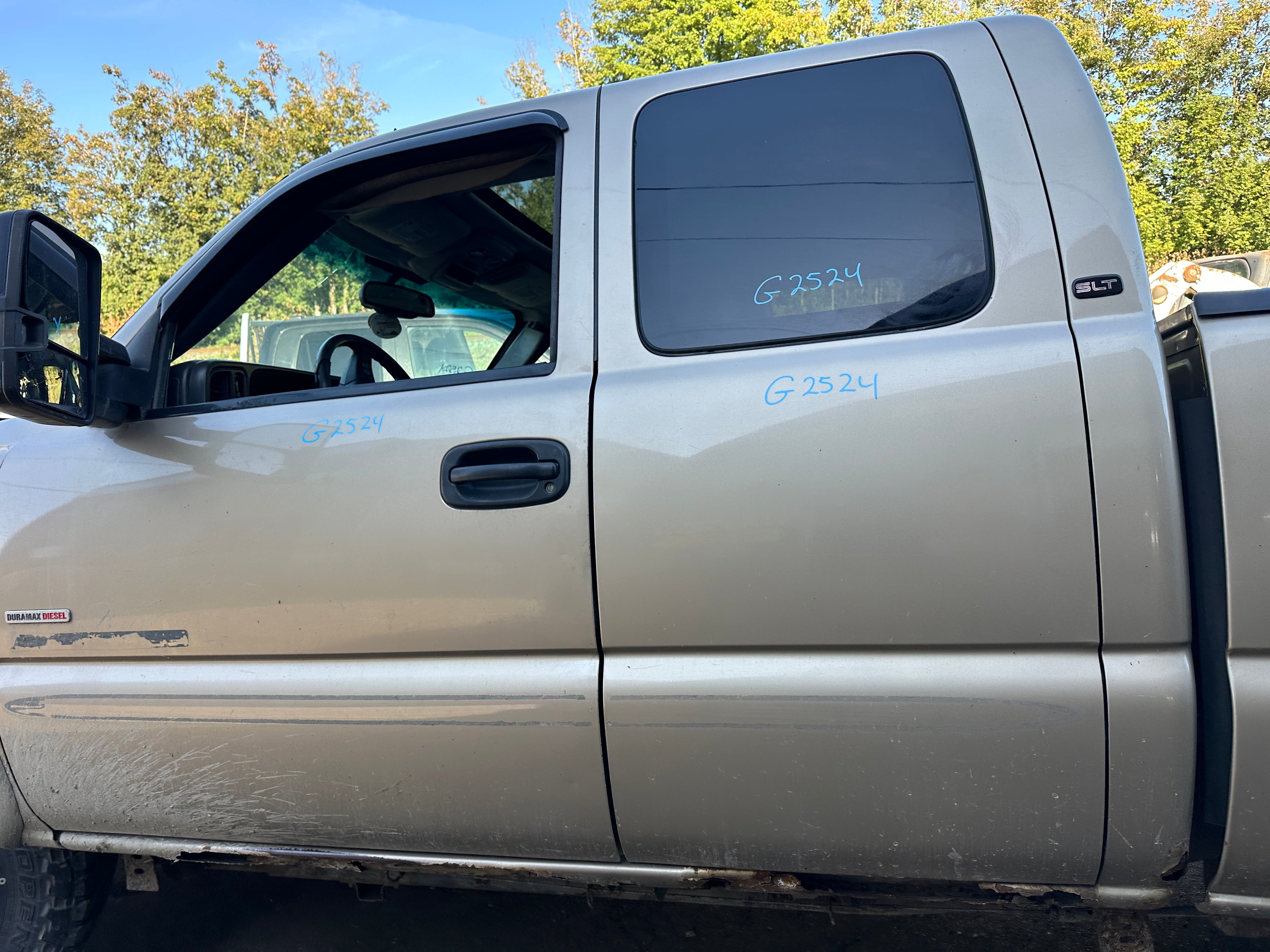2005 GMC Sierra K2500HD 6.6 LLY Duramax – G2524