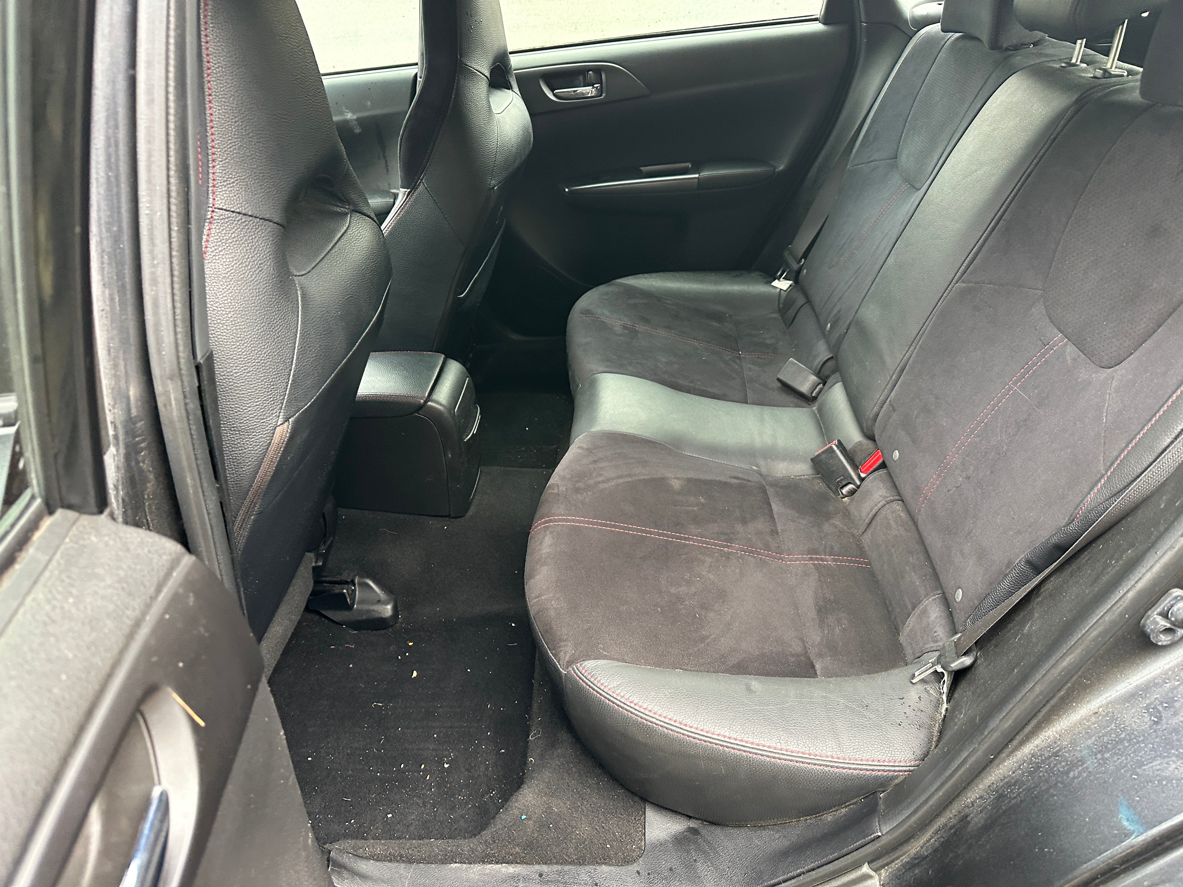 2011 Subaru Impreza WRX STI 2.5 – SU2602