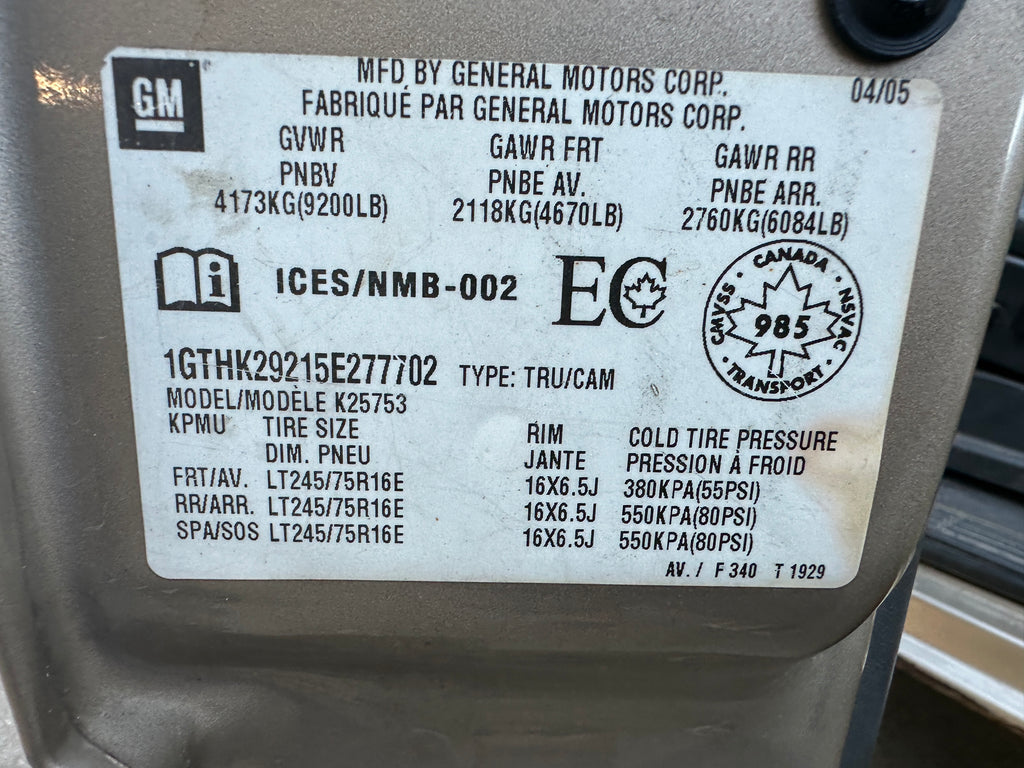 2005 GMC Sierra K2500HD 6.6 LLY Duramax – G2524