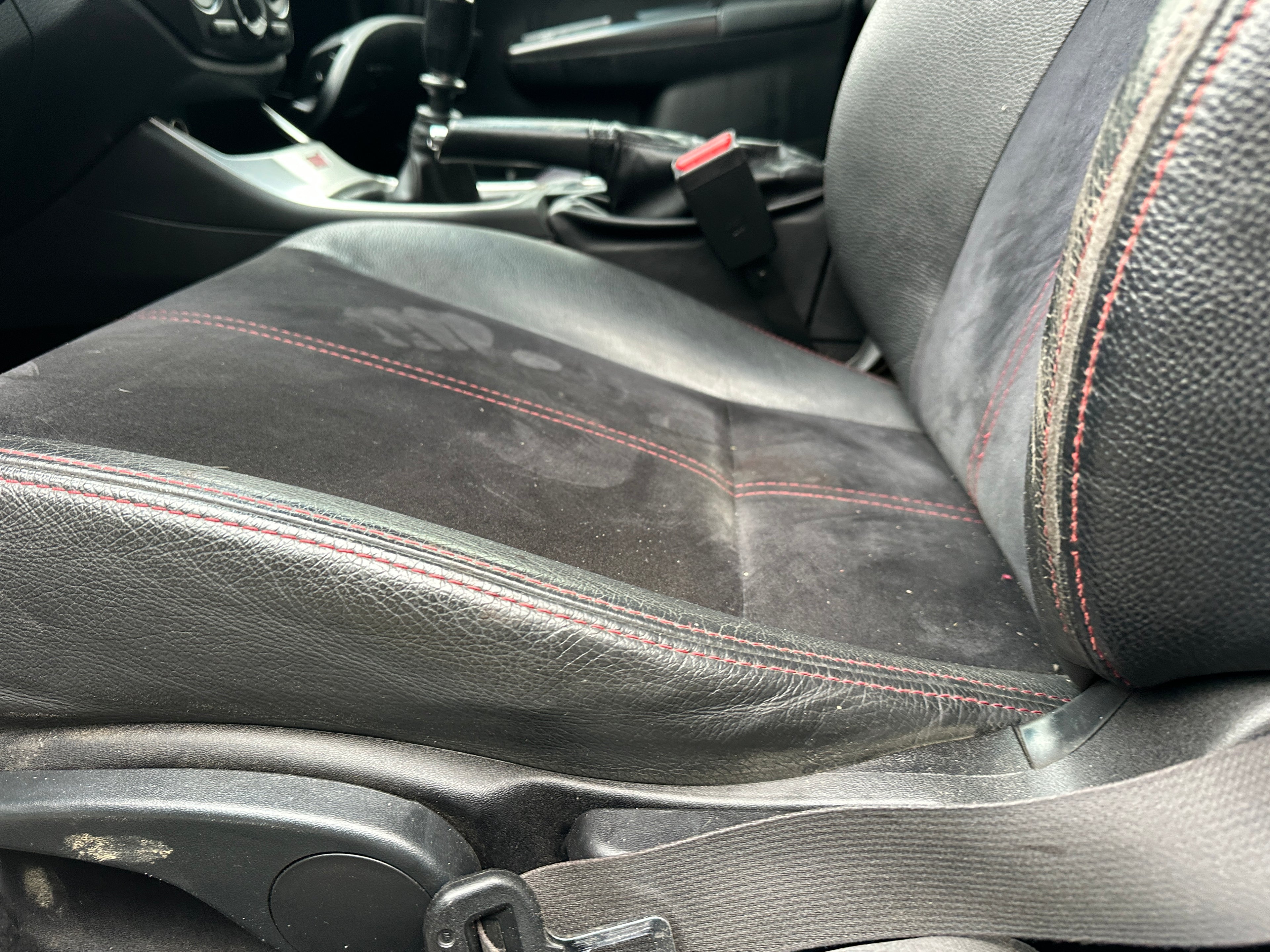 2011 Subaru Impreza WRX STI 2.5 – SU2602