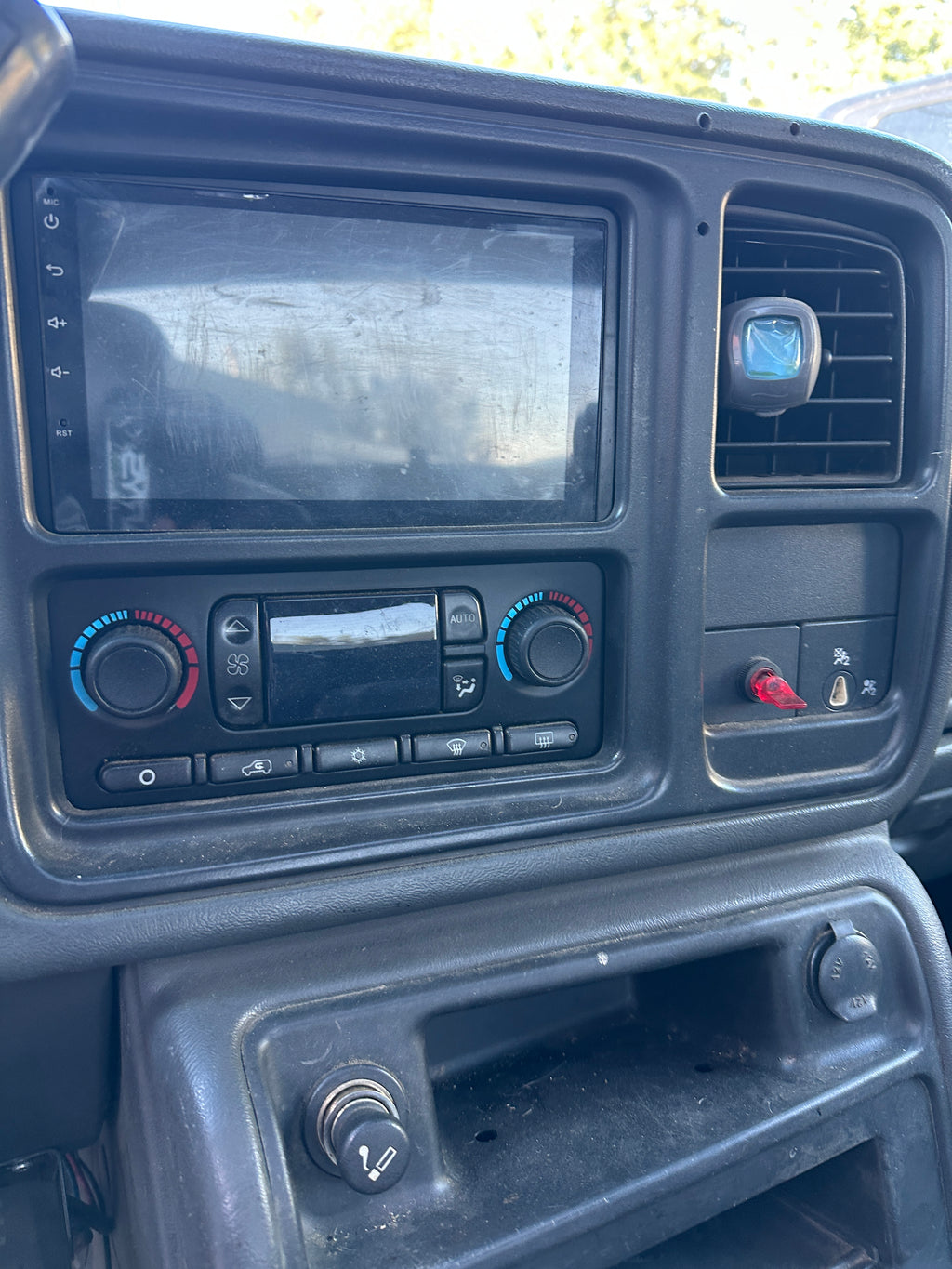 2005 GMC Sierra K2500HD 6.6 LLY Duramax – G2524