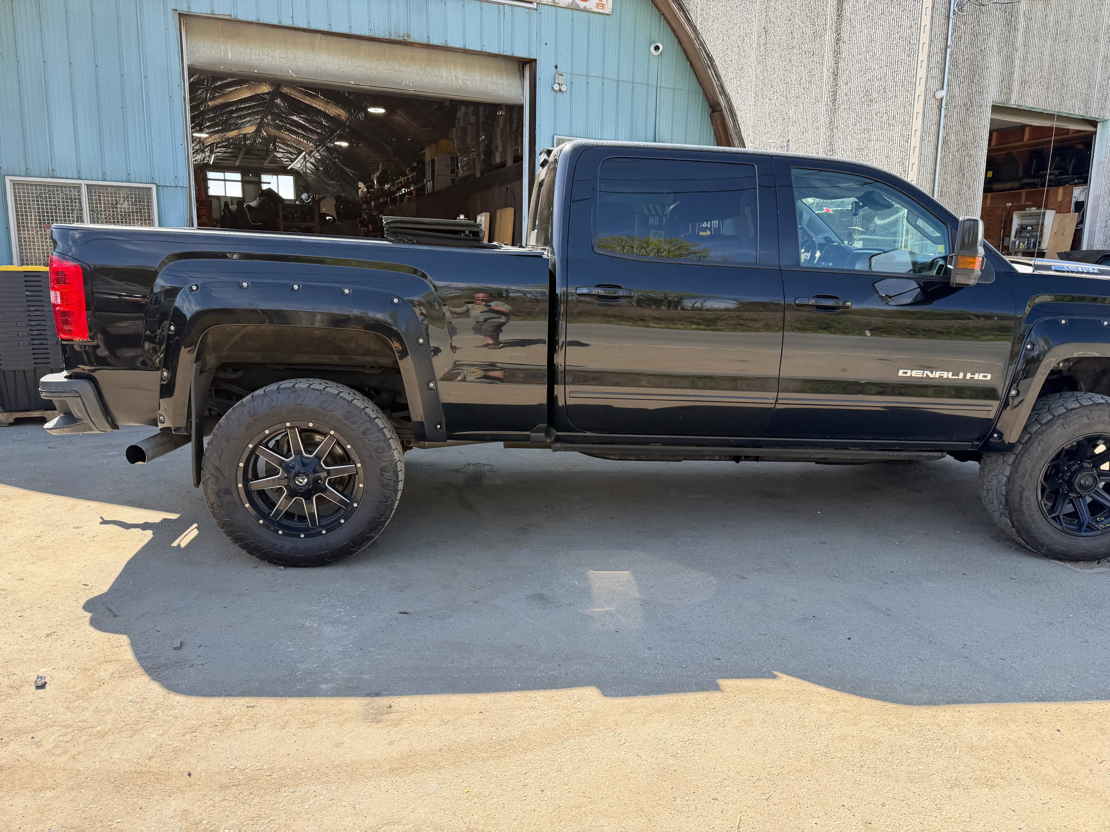 2019 GMC Sierra 3500HD Denali 6.6 L5P Duramax – G2611