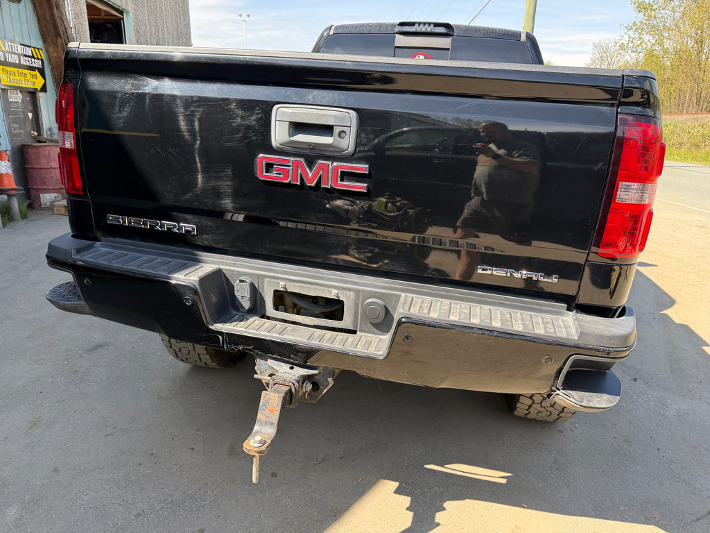 2019 GMC Sierra 3500HD Denali 6.6 L5P Duramax – G2611