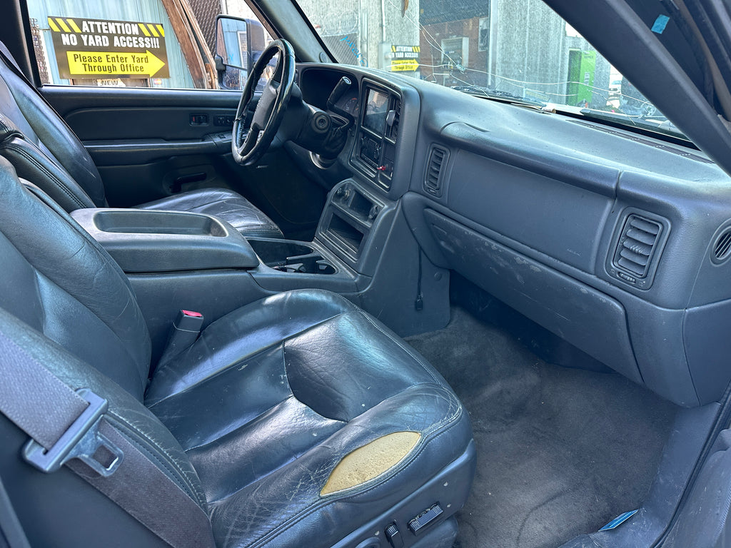 2005 GMC Sierra K2500HD 6.6 LLY Duramax – G2524