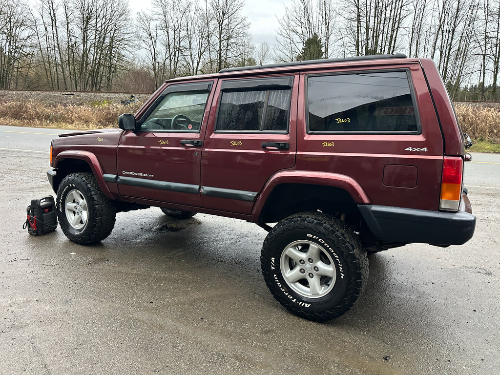 2000 Jeep Cherokee XJ Sport 4.0 – J2603