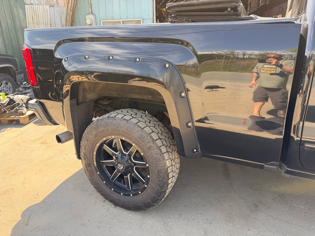 2019 GMC Sierra 3500HD Denali 6.6 L5P Duramax – G2611