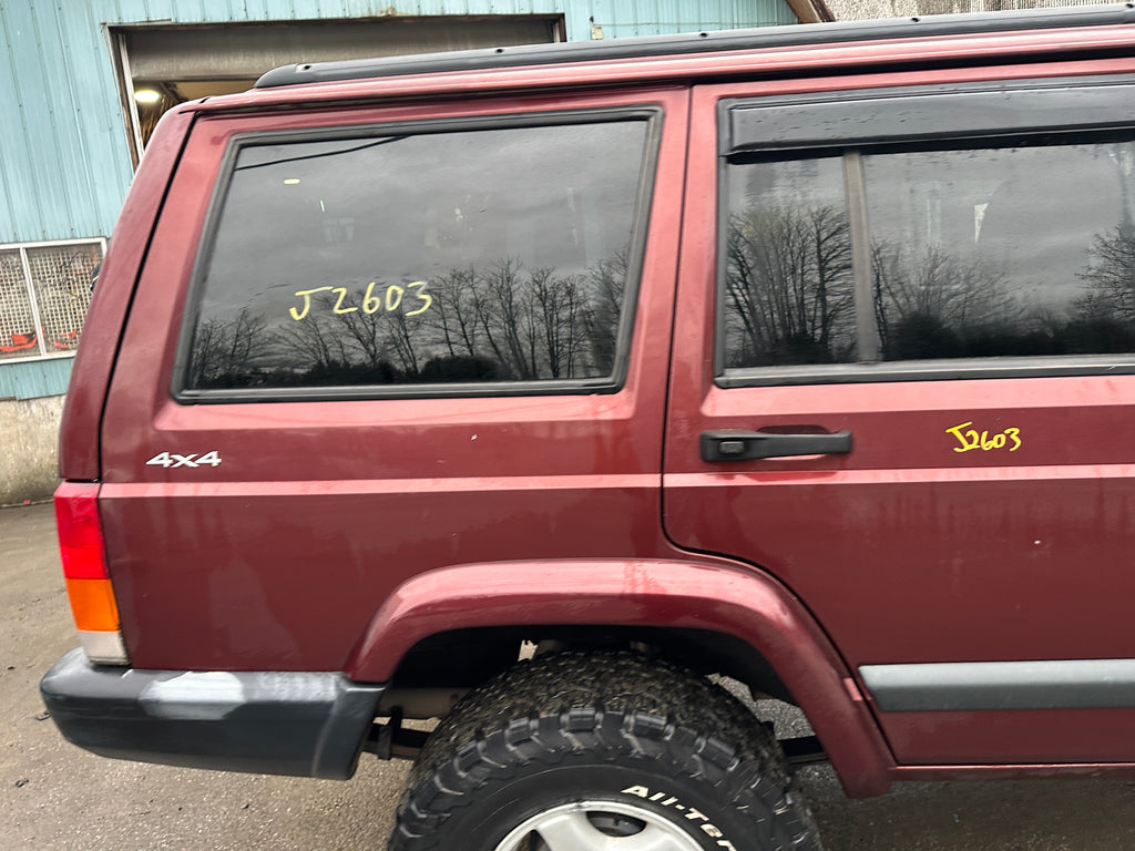 2000 Jeep Cherokee XJ Sport 4.0 – J2603