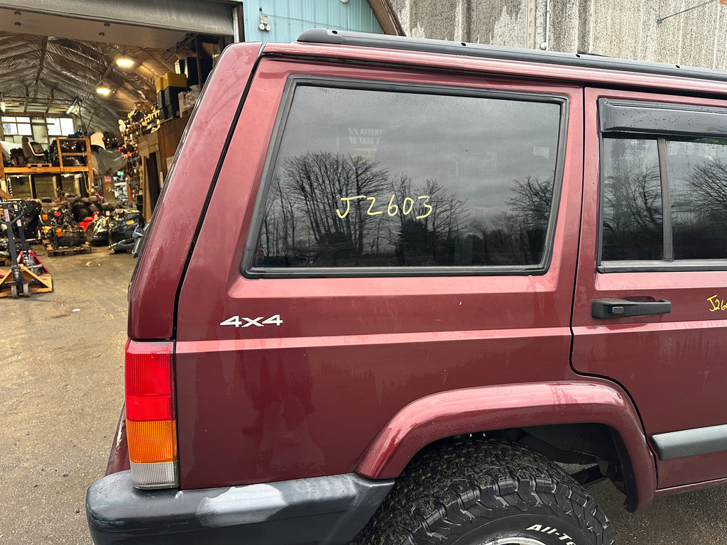 2000 Jeep Cherokee XJ Sport 4.0 – J2603