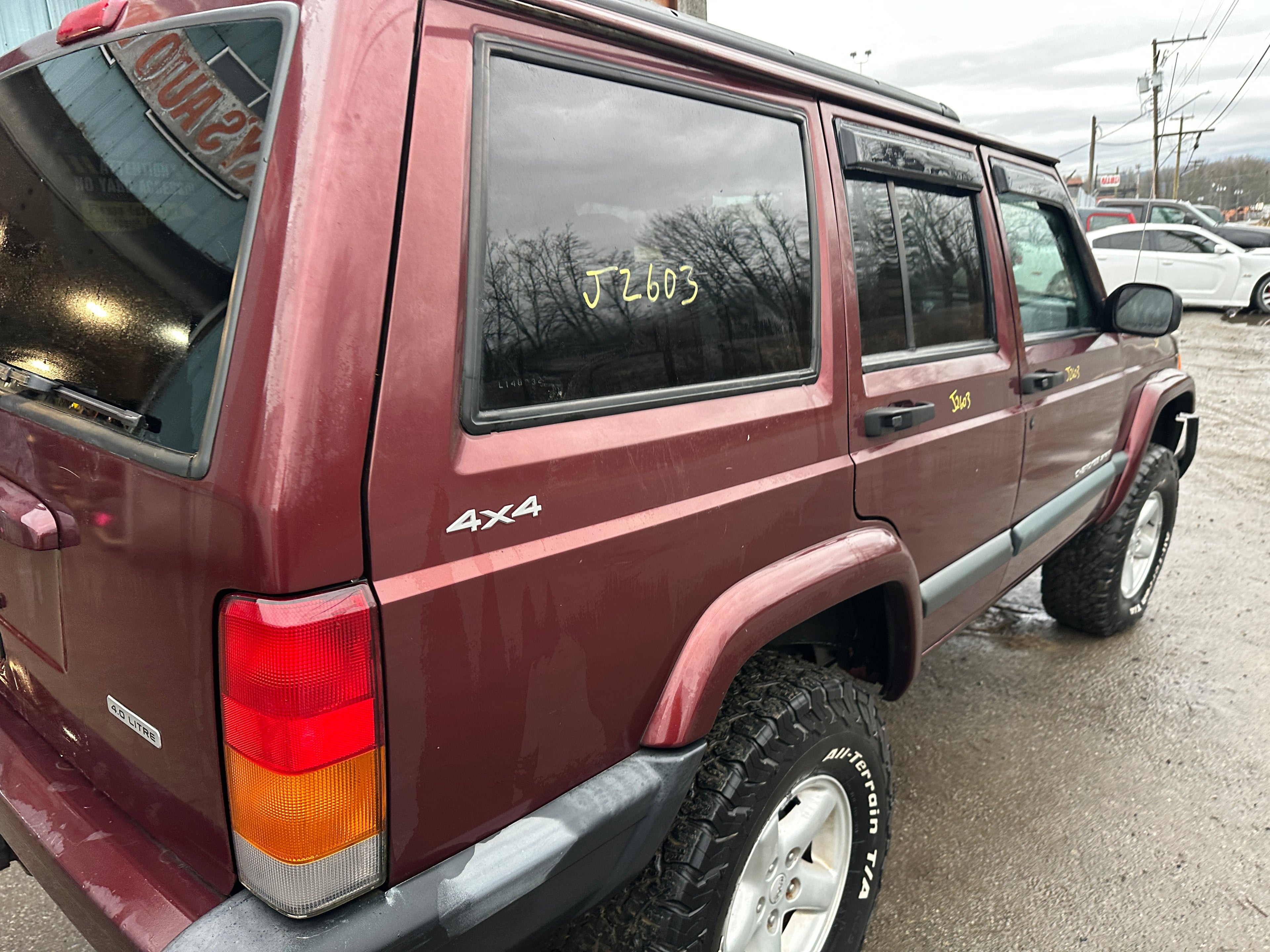 2000 Jeep Cherokee XJ Sport 4.0 – J2603