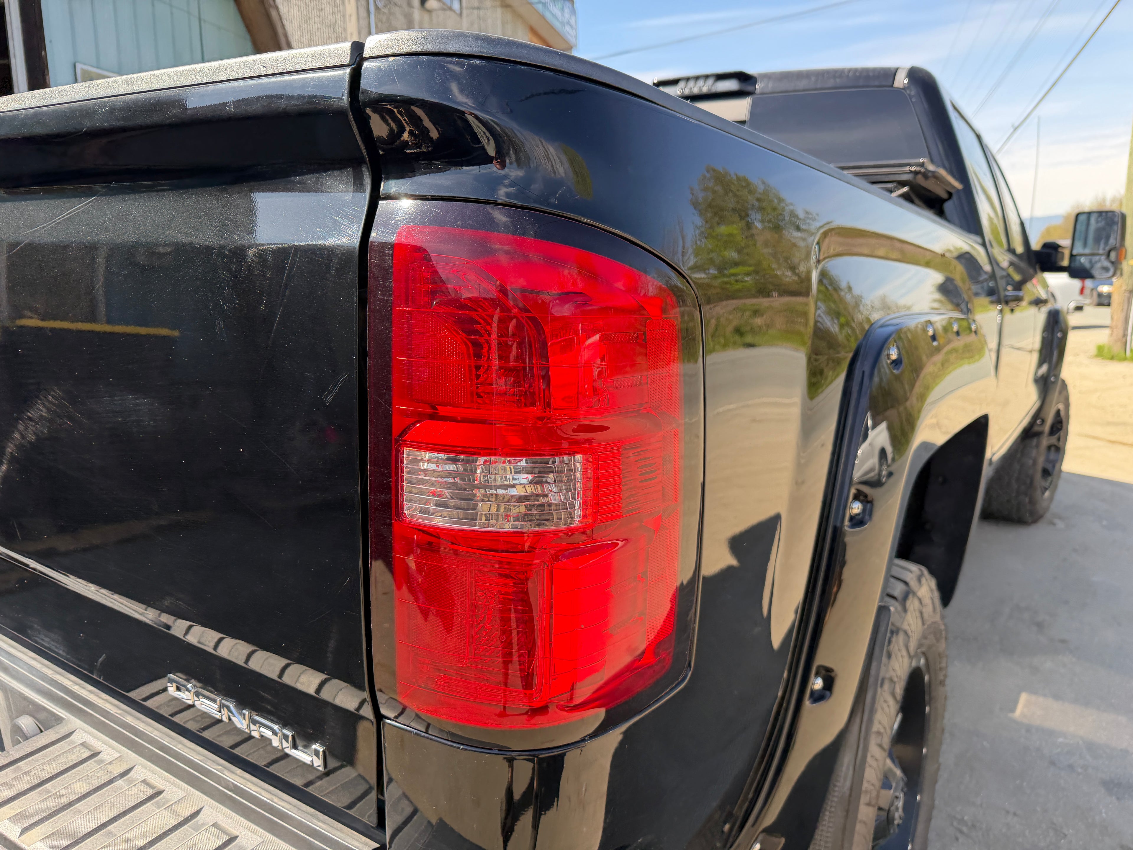 2019 GMC Sierra 3500HD Denali 6.6 L5P Duramax – G2611