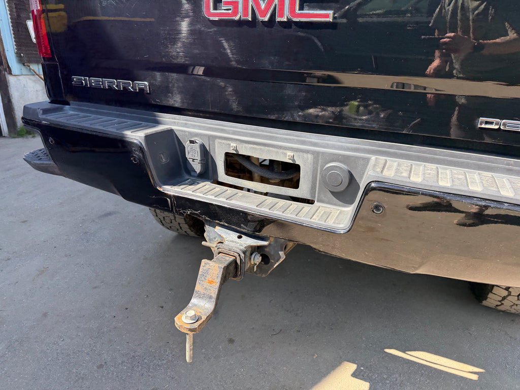 2019 GMC Sierra 3500HD Denali 6.6 L5P Duramax – G2611