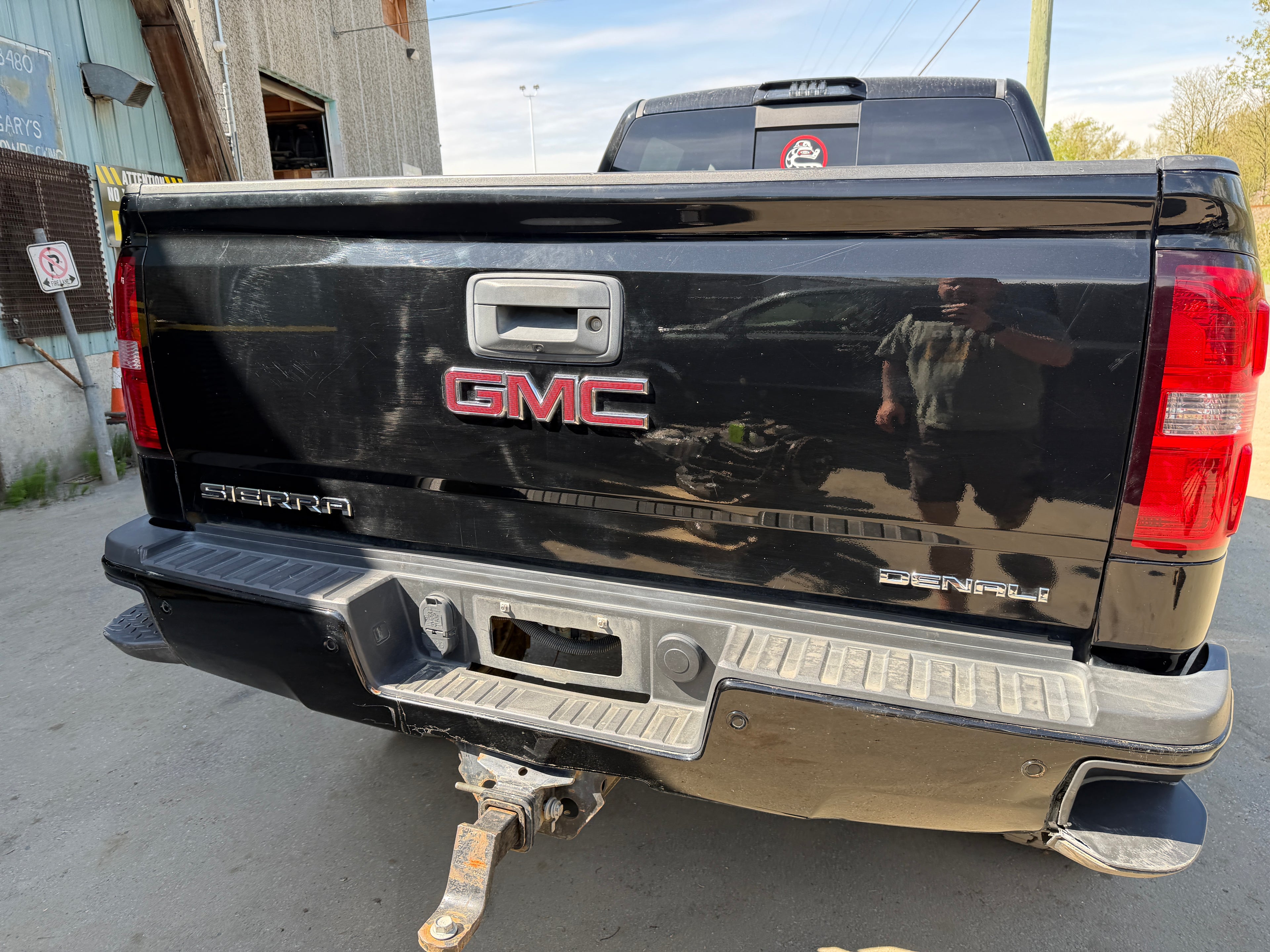 2019 GMC Sierra 3500HD Denali 6.6 L5P Duramax – G2611