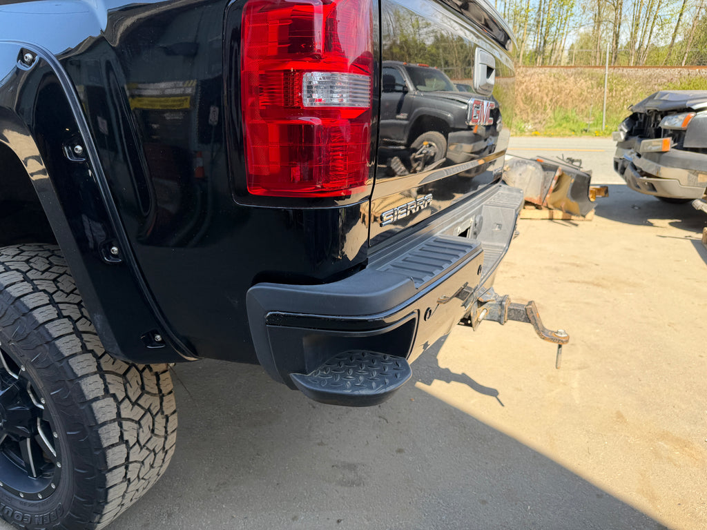 2019 GMC Sierra 3500HD Denali 6.6 L5P Duramax – G2611