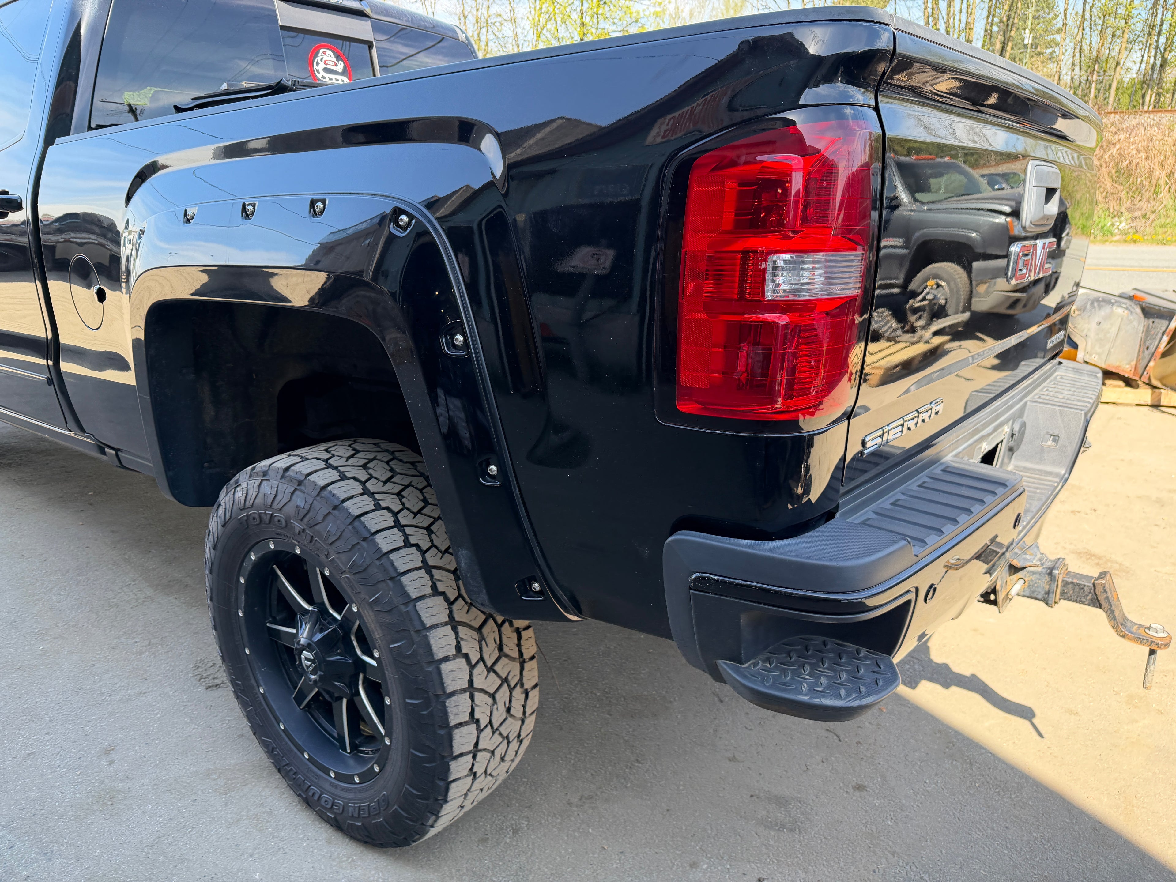 2019 GMC Sierra 3500HD Denali 6.6 L5P Duramax – G2611