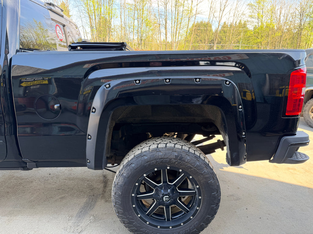 2019 GMC Sierra 3500HD Denali 6.6 L5P Duramax – G2611