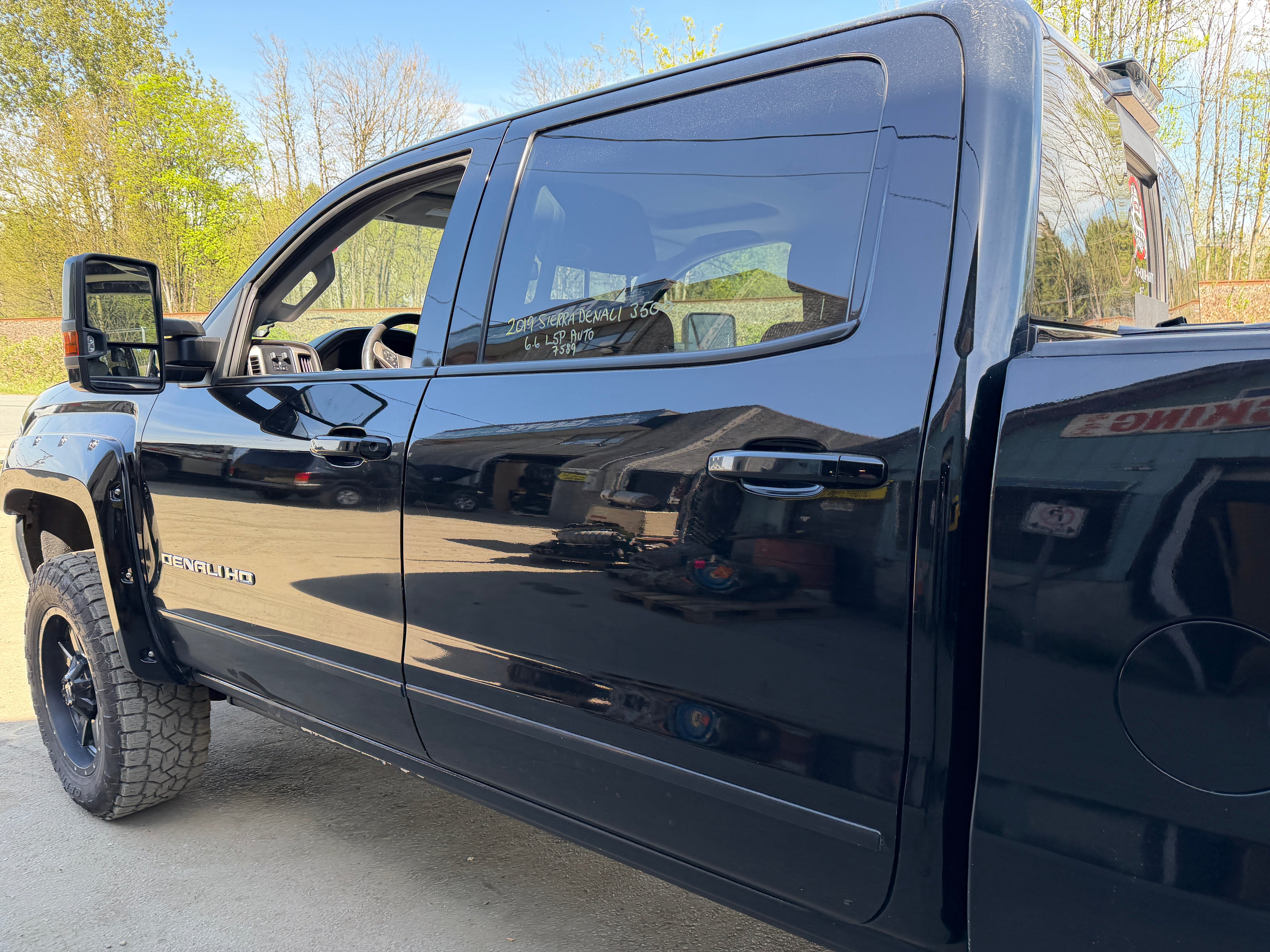 2019 GMC Sierra 3500HD Denali 6.6 L5P Duramax – G2611