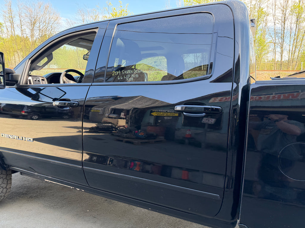 2019 GMC Sierra 3500HD Denali 6.6 L5P Duramax – G2611