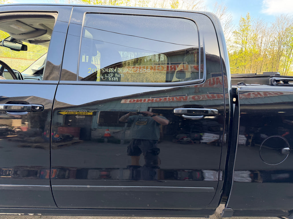 2019 GMC Sierra 3500HD Denali 6.6 L5P Duramax – G2611