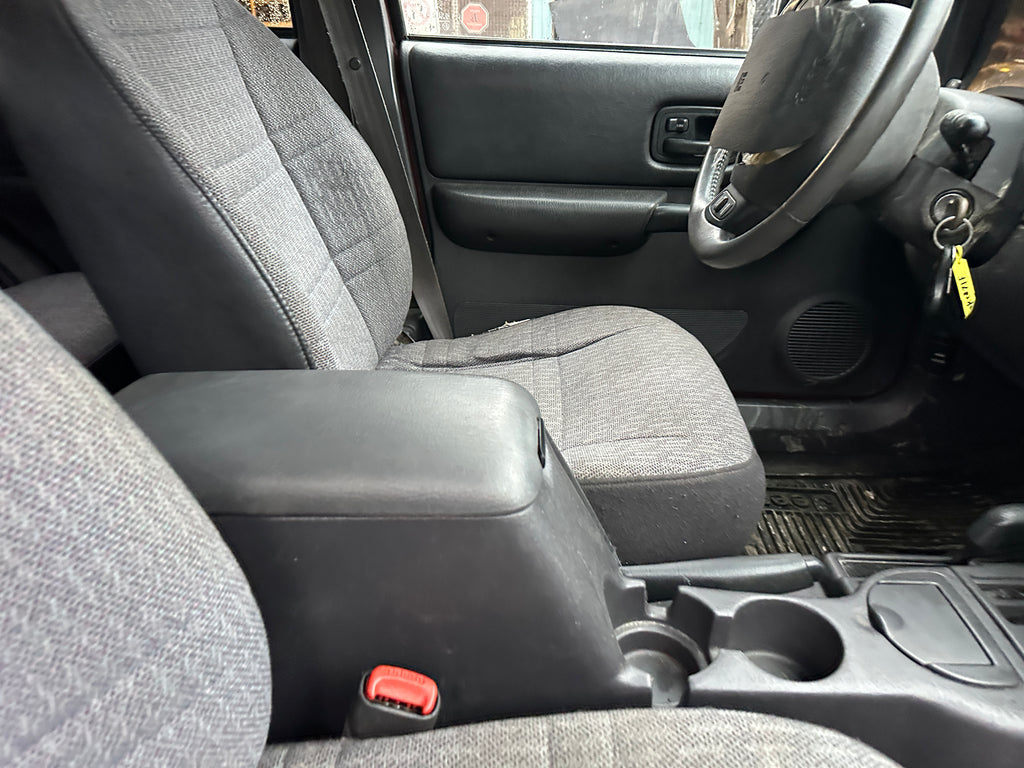 2000 Jeep Cherokee XJ Sport 4.0 – J2603