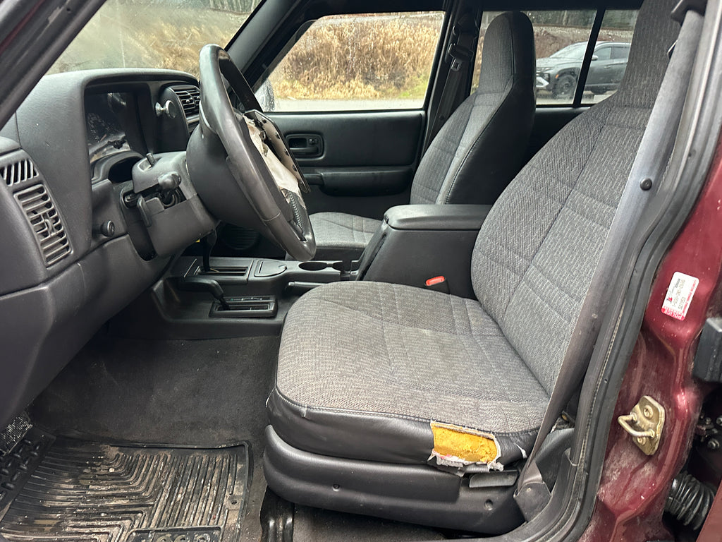 2000 Jeep Cherokee XJ Sport 4.0 – J2603