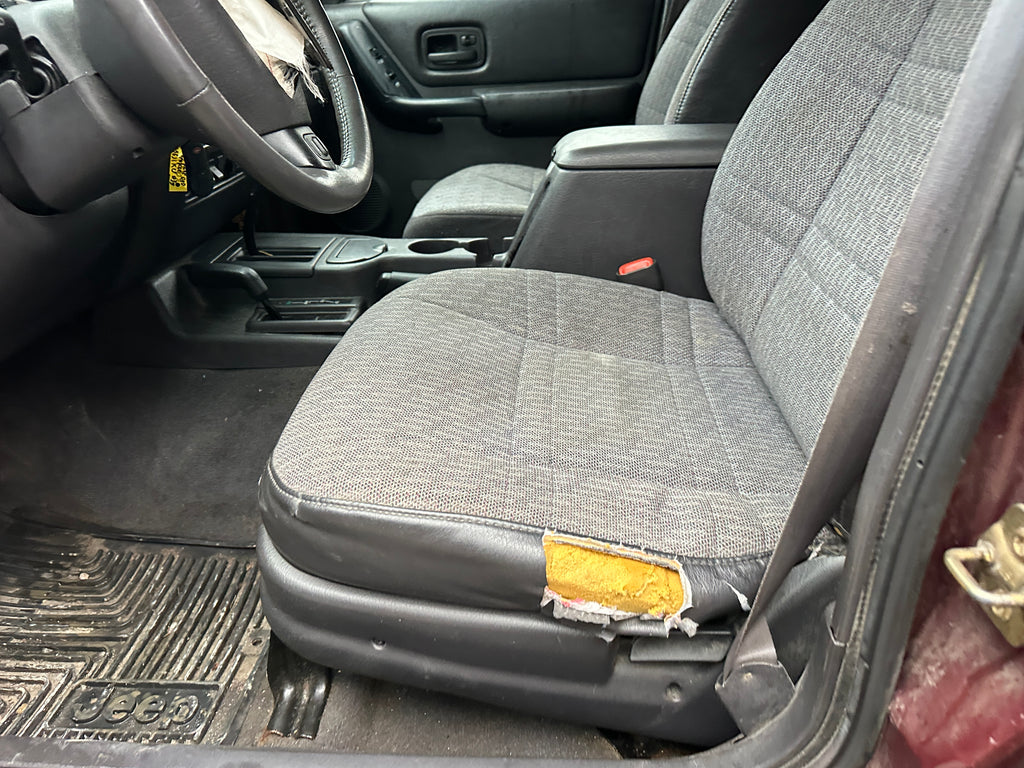 2000 Jeep Cherokee XJ Sport 4.0 – J2603