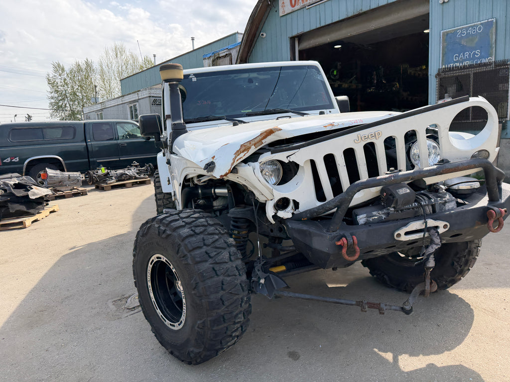 2015 Jeep Wrangler JK Unlimited Sahara 3.6 – J2616