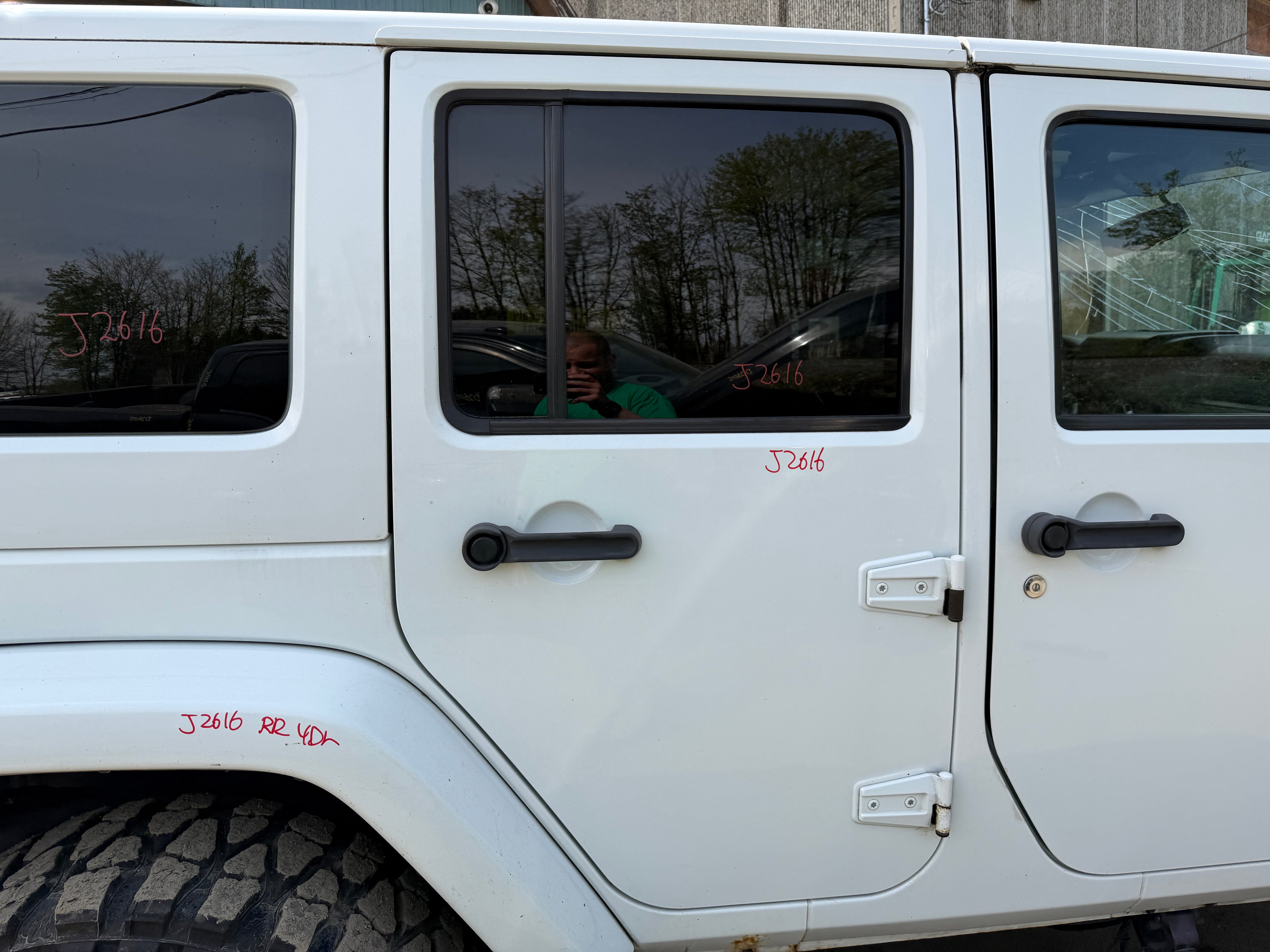 2015 Jeep Wrangler JK Unlimited Sahara 3.6 – J2616