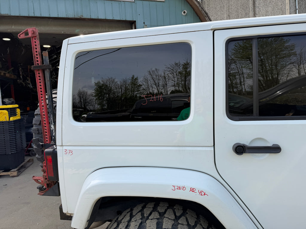 2015 Jeep Wrangler JK Unlimited Sahara 3.6 – J2616