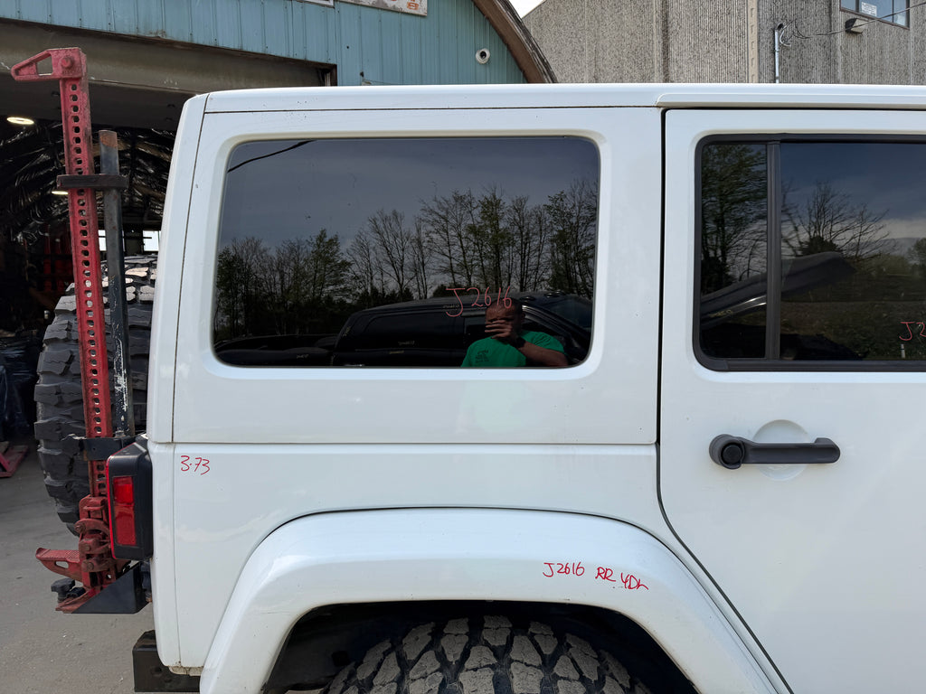 2015 Jeep Wrangler JK Unlimited Sahara 3.6 – J2616