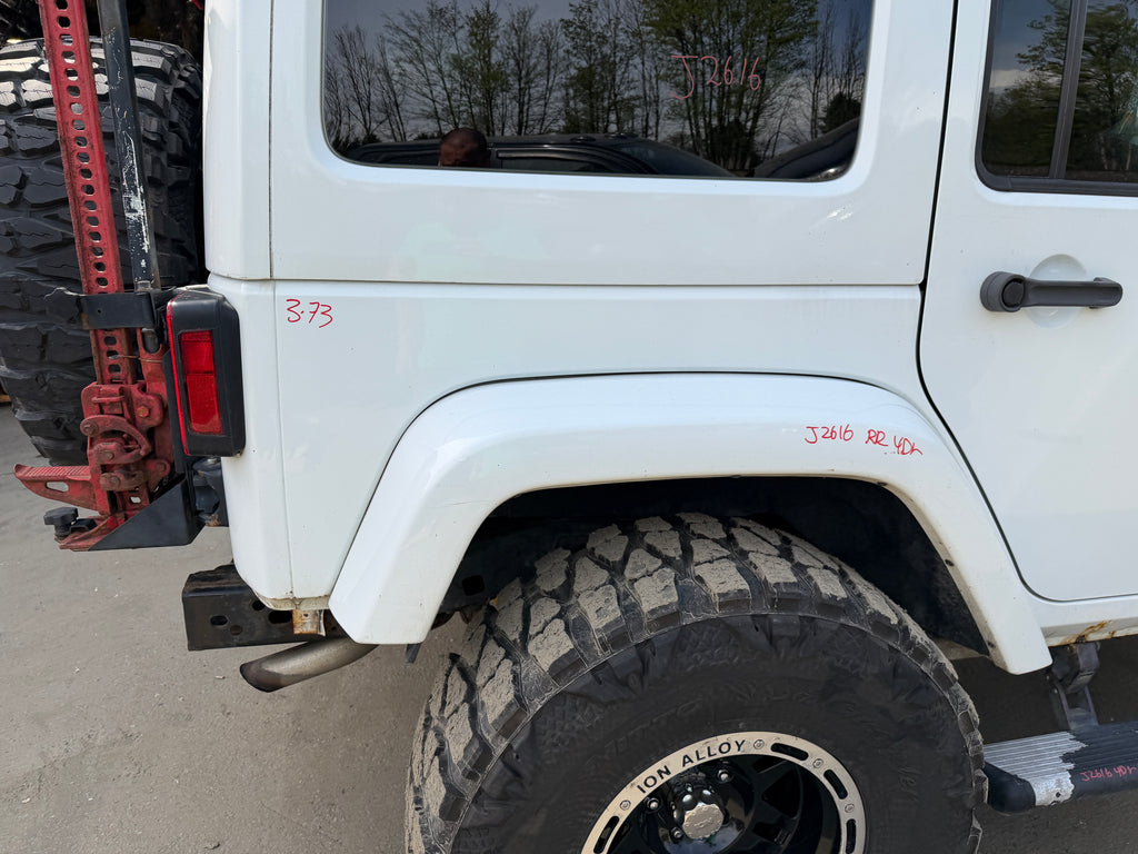 2015 Jeep Wrangler JK Unlimited Sahara 3.6 – J2616