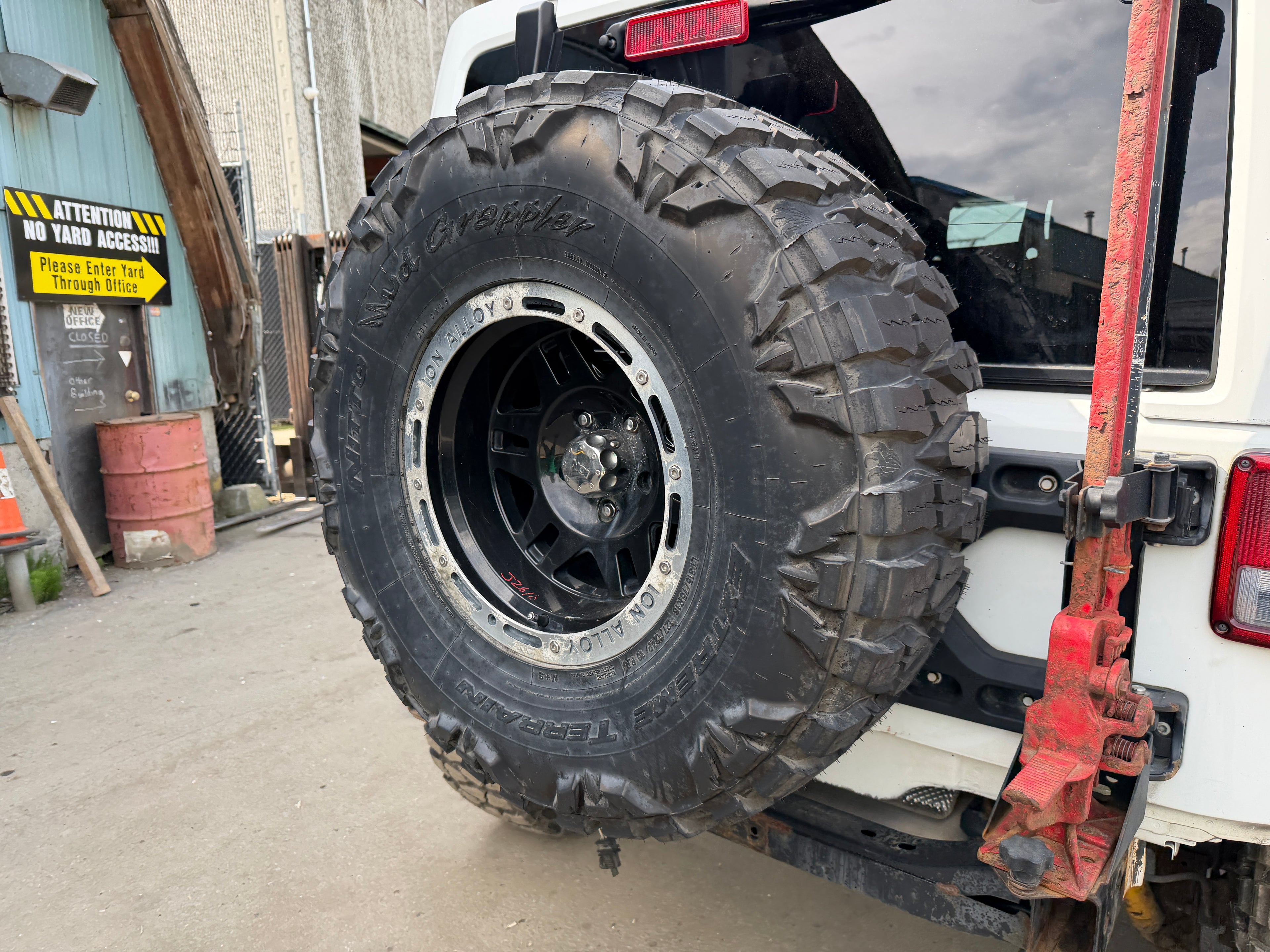 2015 Jeep Wrangler JK Unlimited Sahara 3.6 – J2616
