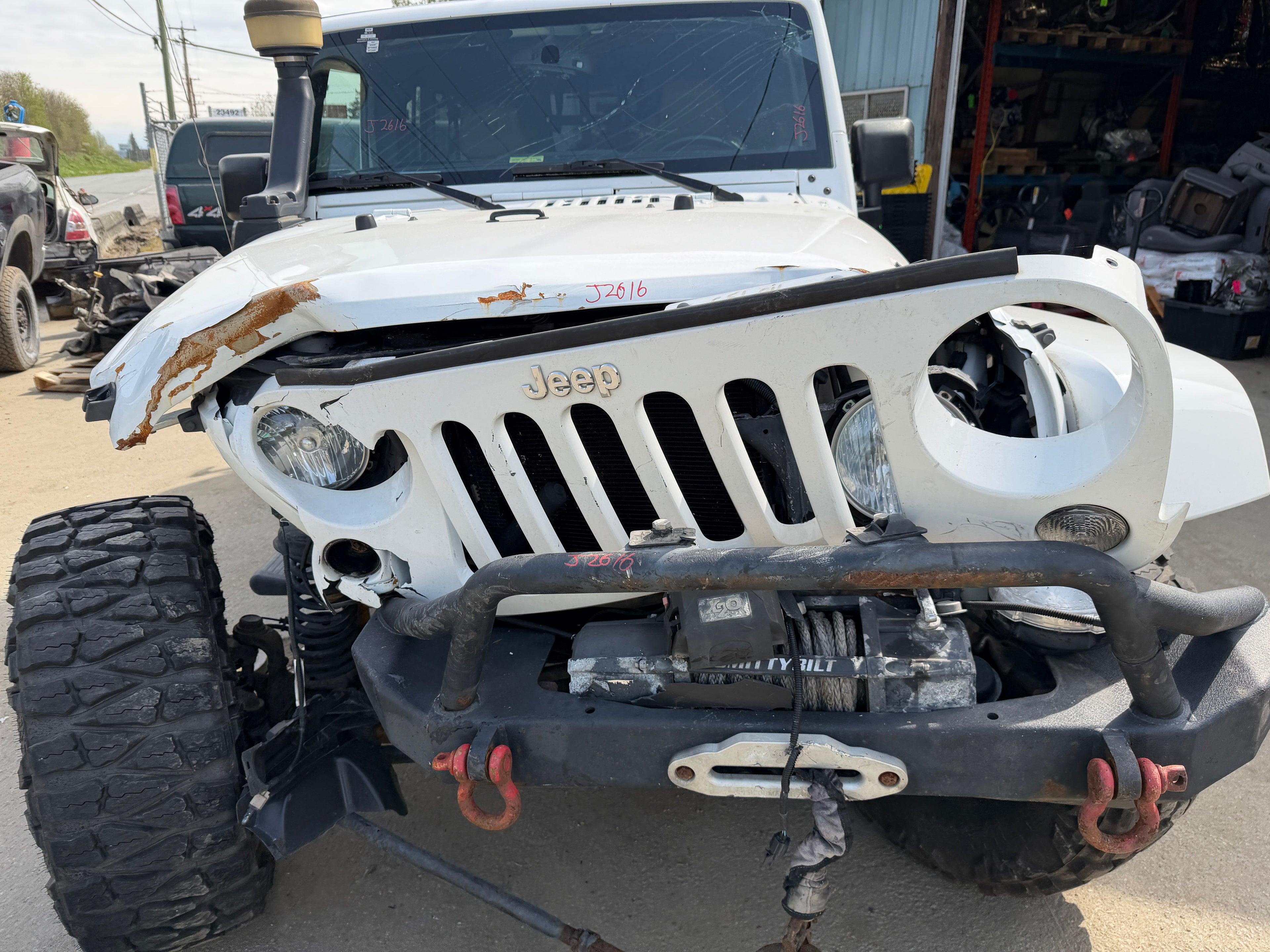 2015 Jeep Wrangler JK Unlimited Sahara 3.6 – J2616