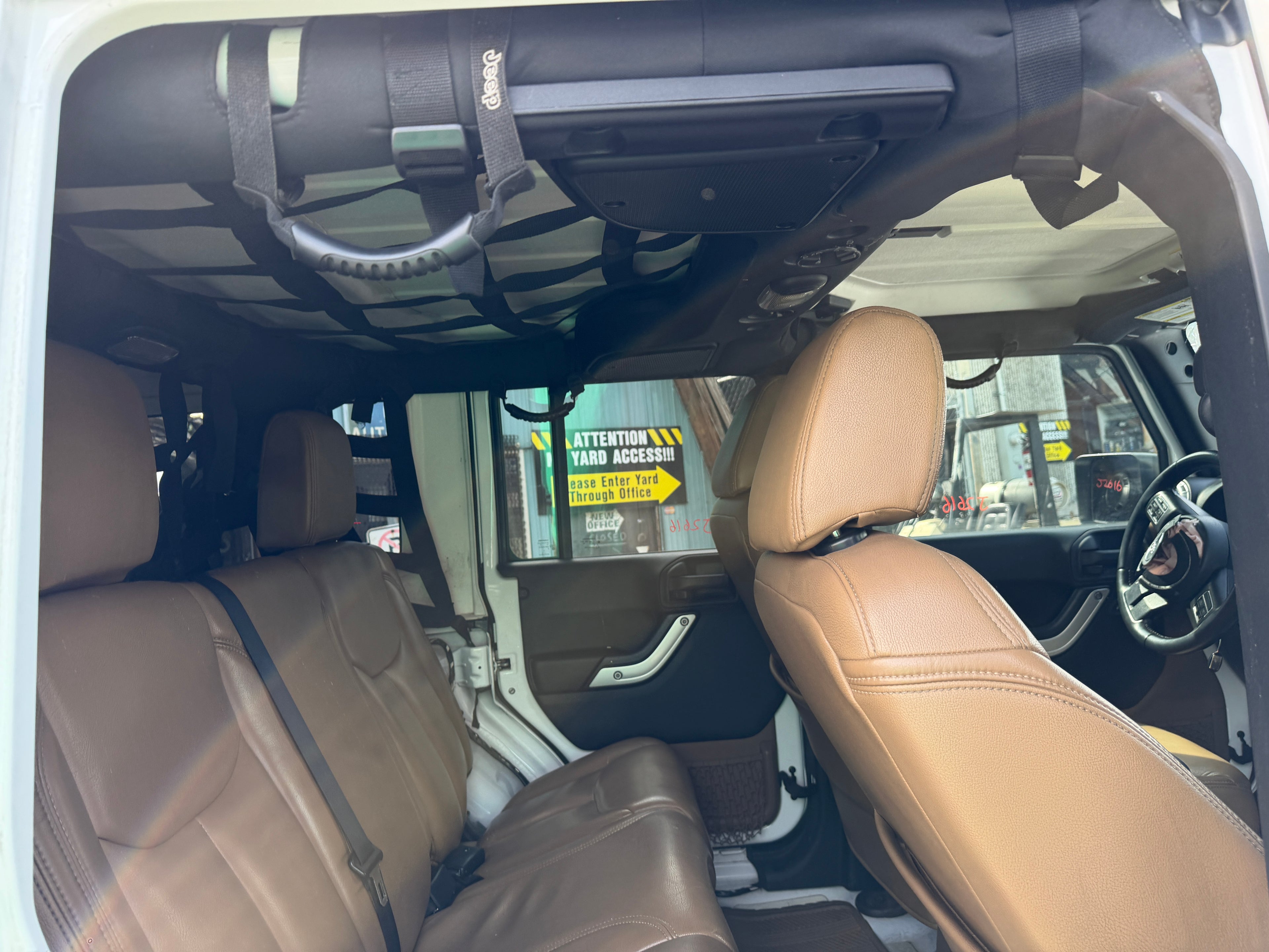 2015 Jeep Wrangler JK Unlimited Sahara 3.6 – J2616