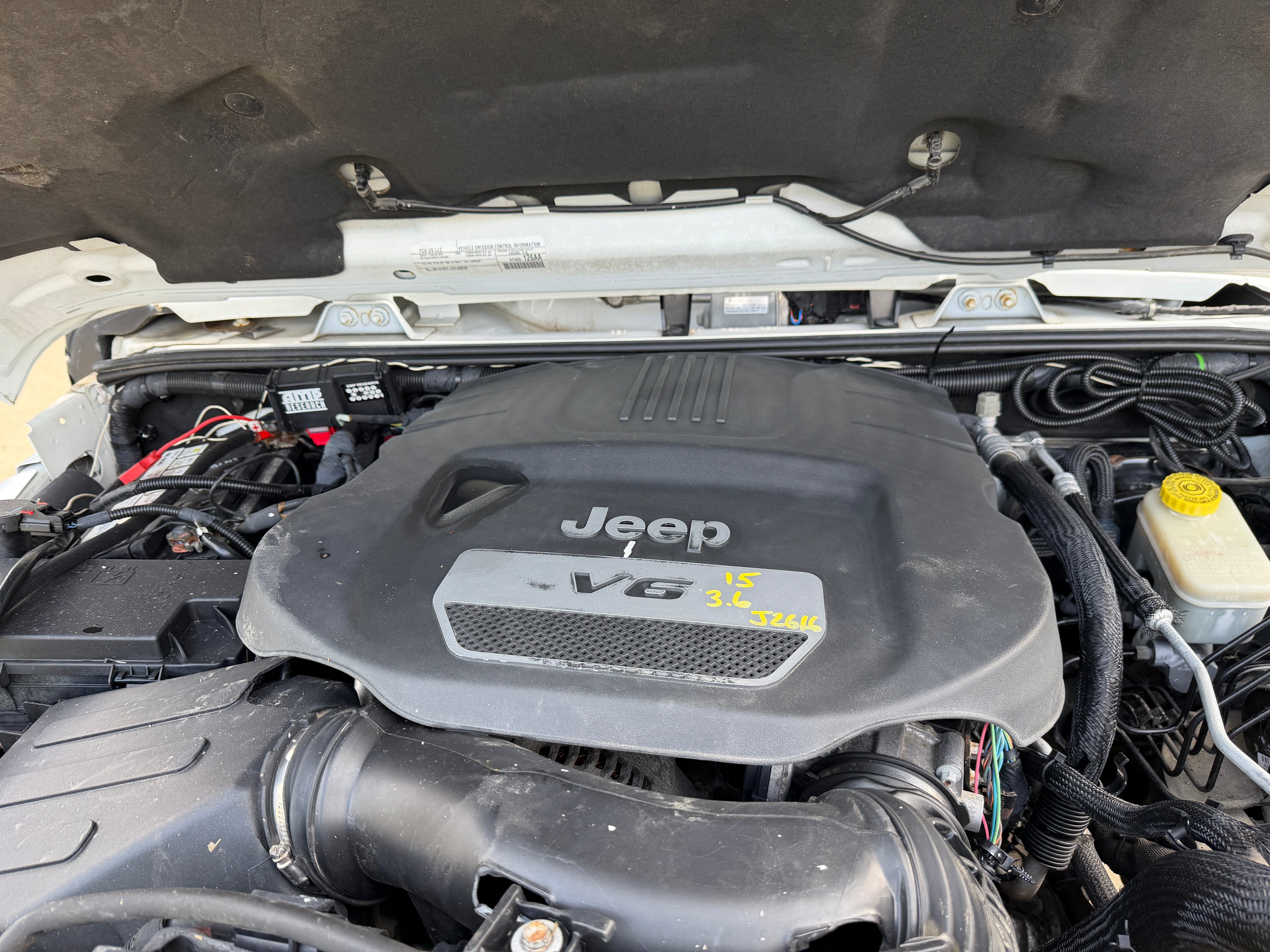 2015 Jeep Wrangler JK Unlimited Sahara 3.6 – J2616