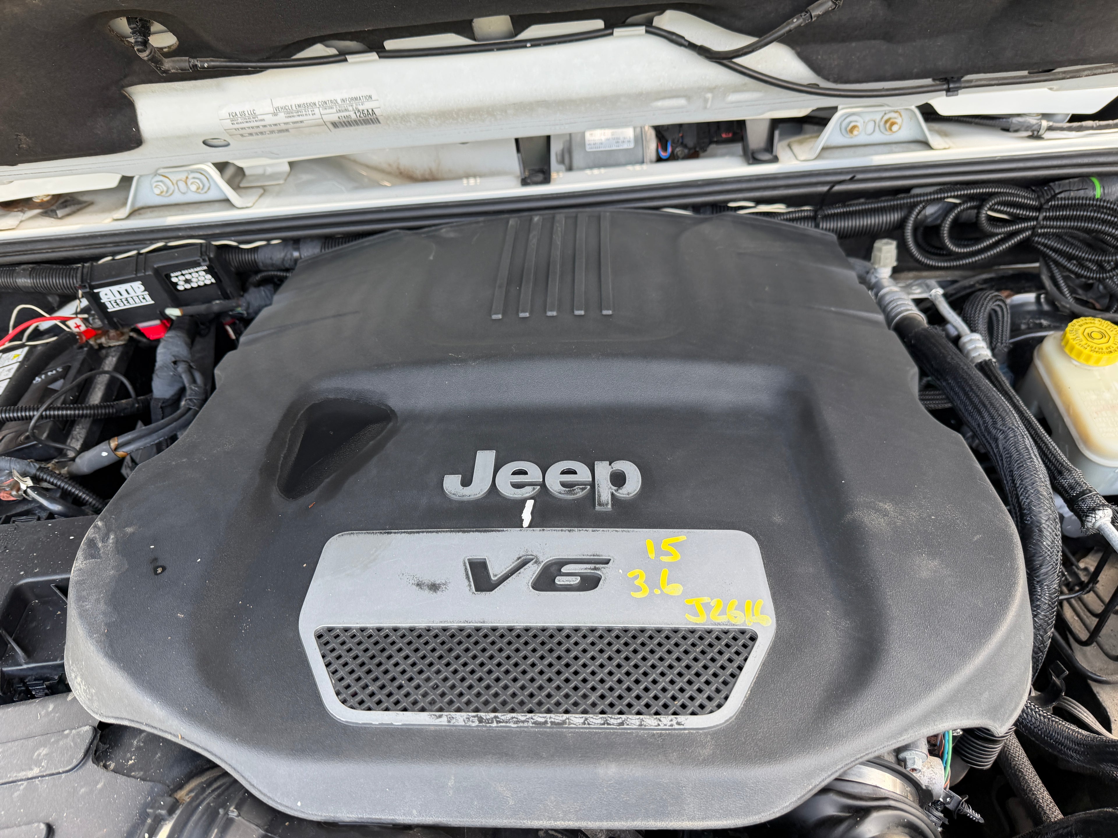 2015 Jeep Wrangler JK Unlimited Sahara 3.6 – J2616