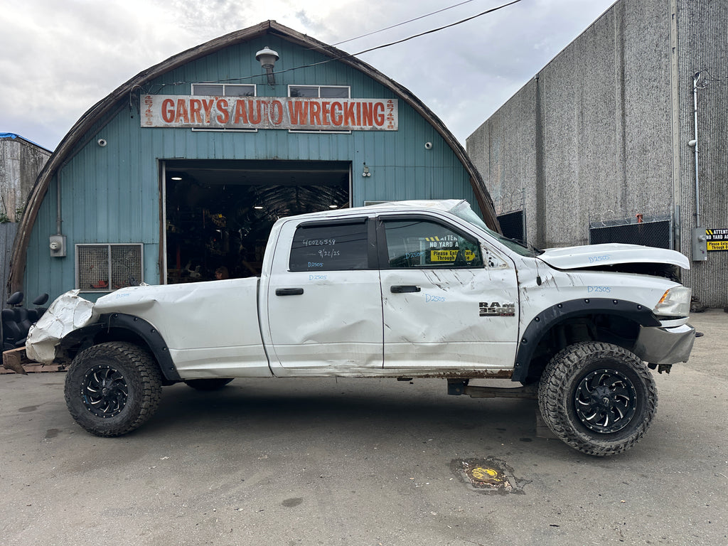 2014 Ram 3500 SLT 6.7 Cummins – D2505