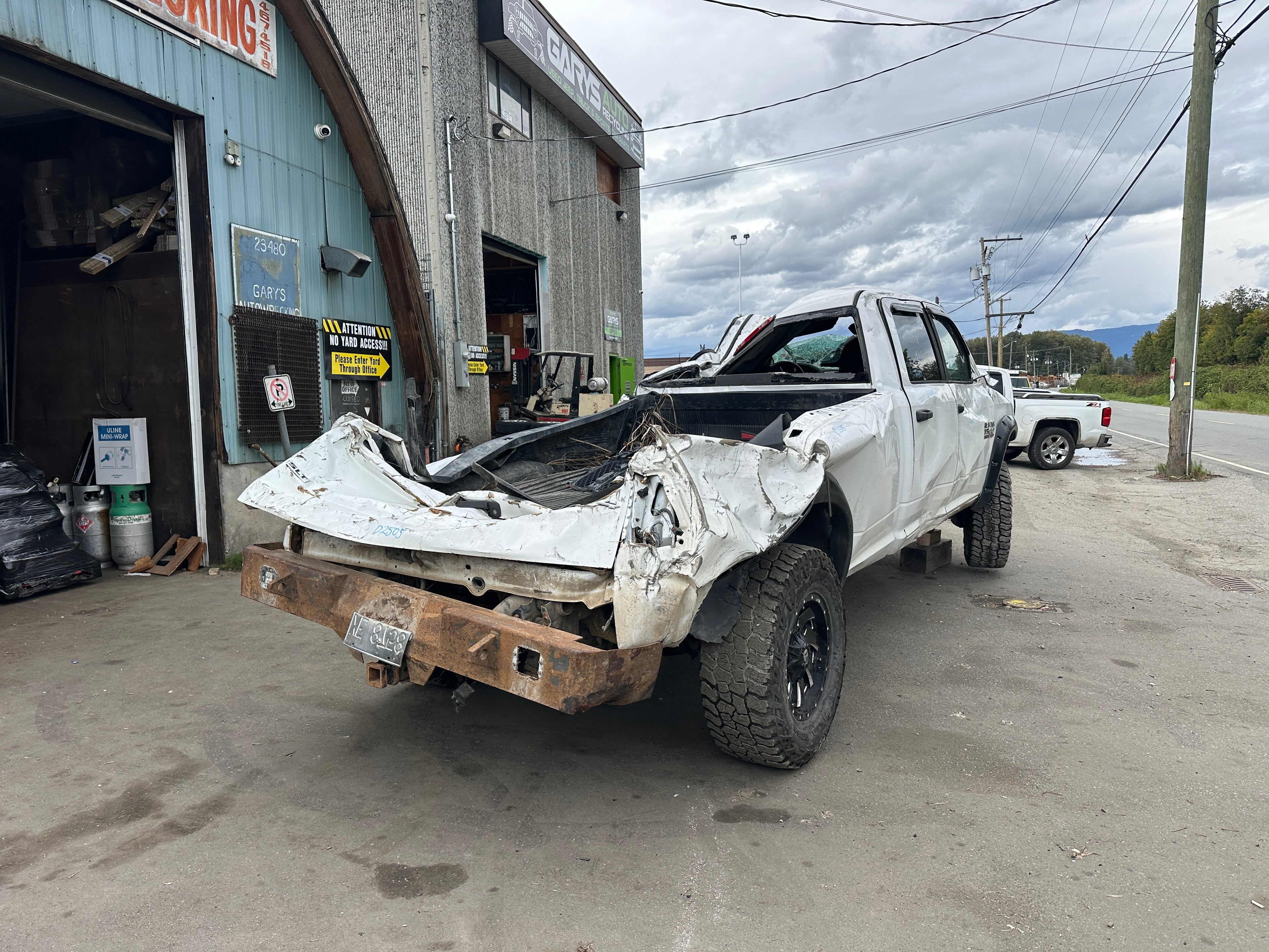 2014 Ram 3500 SLT 6.7 Cummins – D2505