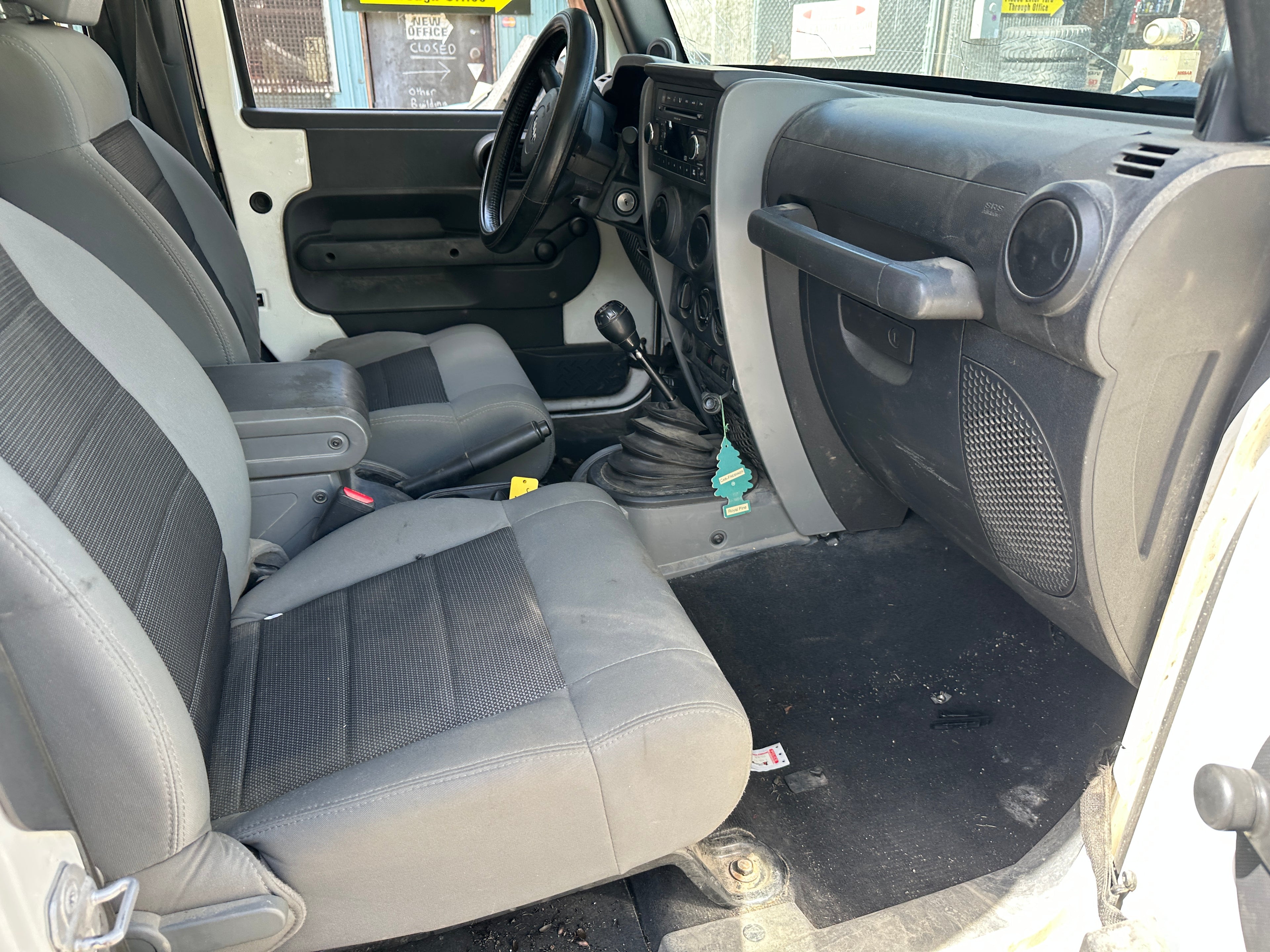 2009 Jeep Wrangler JK 3.8 – J2524