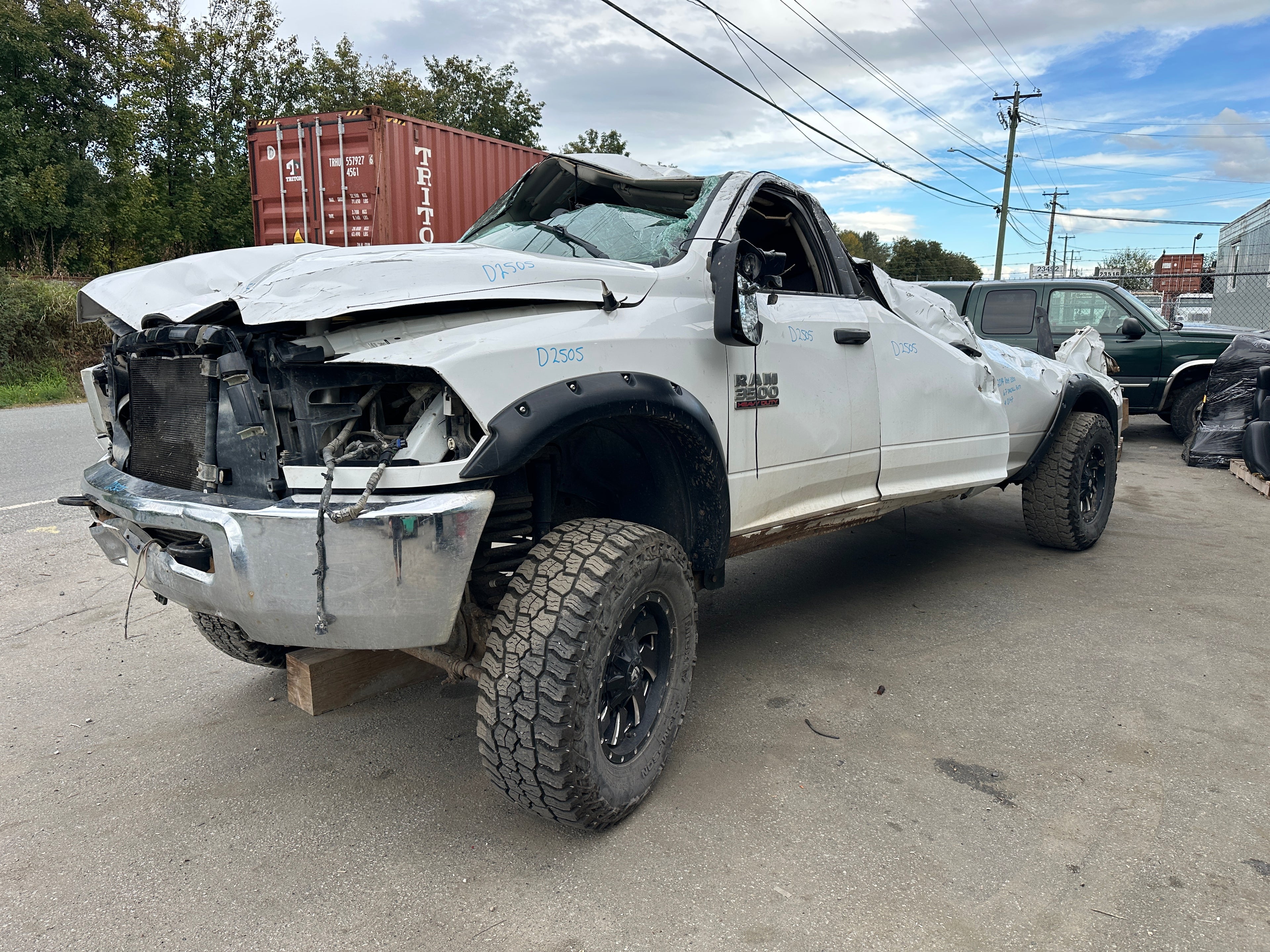 2014 Ram 3500 SLT 6.7 Cummins – D2505