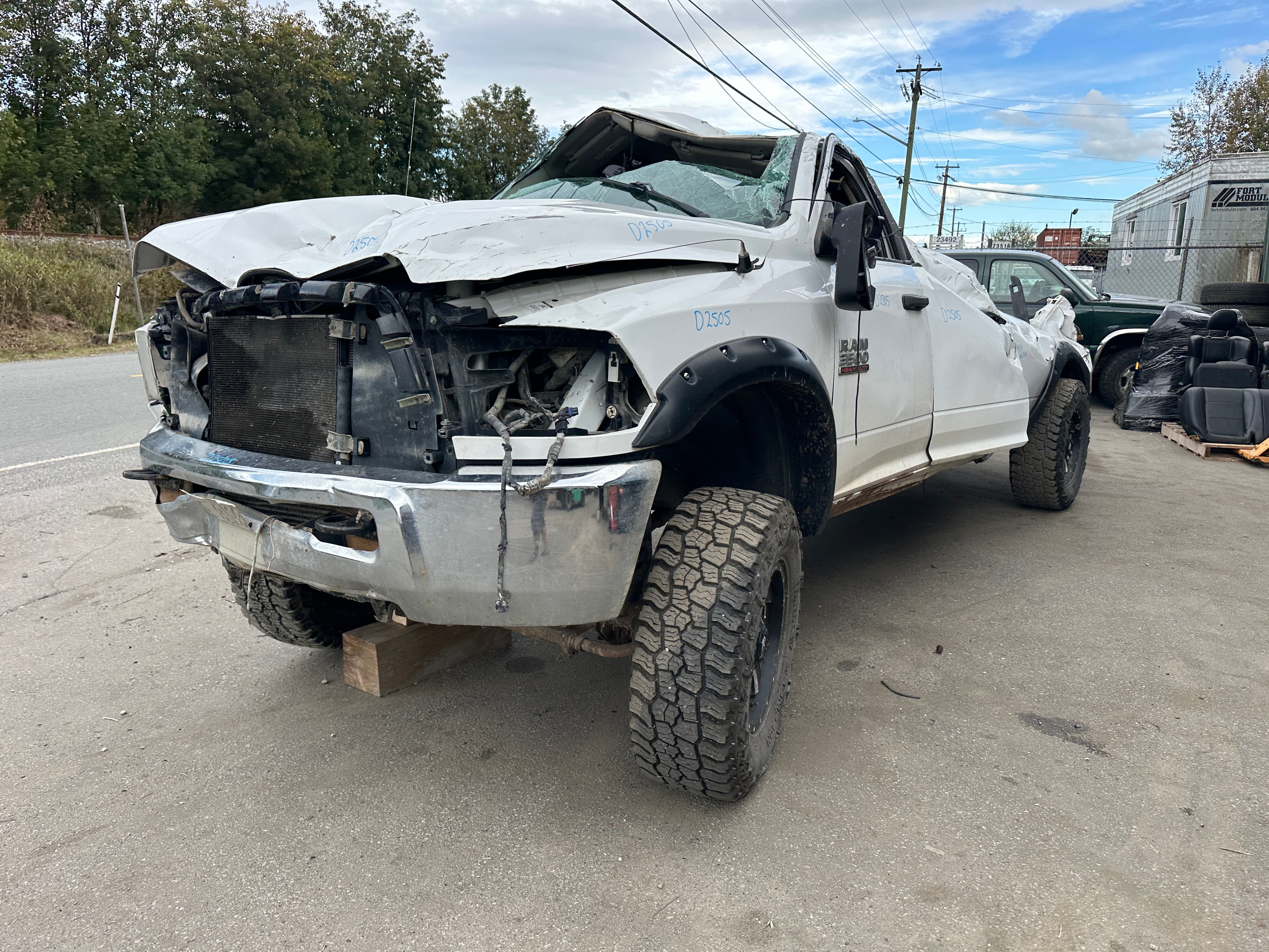 2014 Ram 3500 SLT 6.7 Cummins – D2505