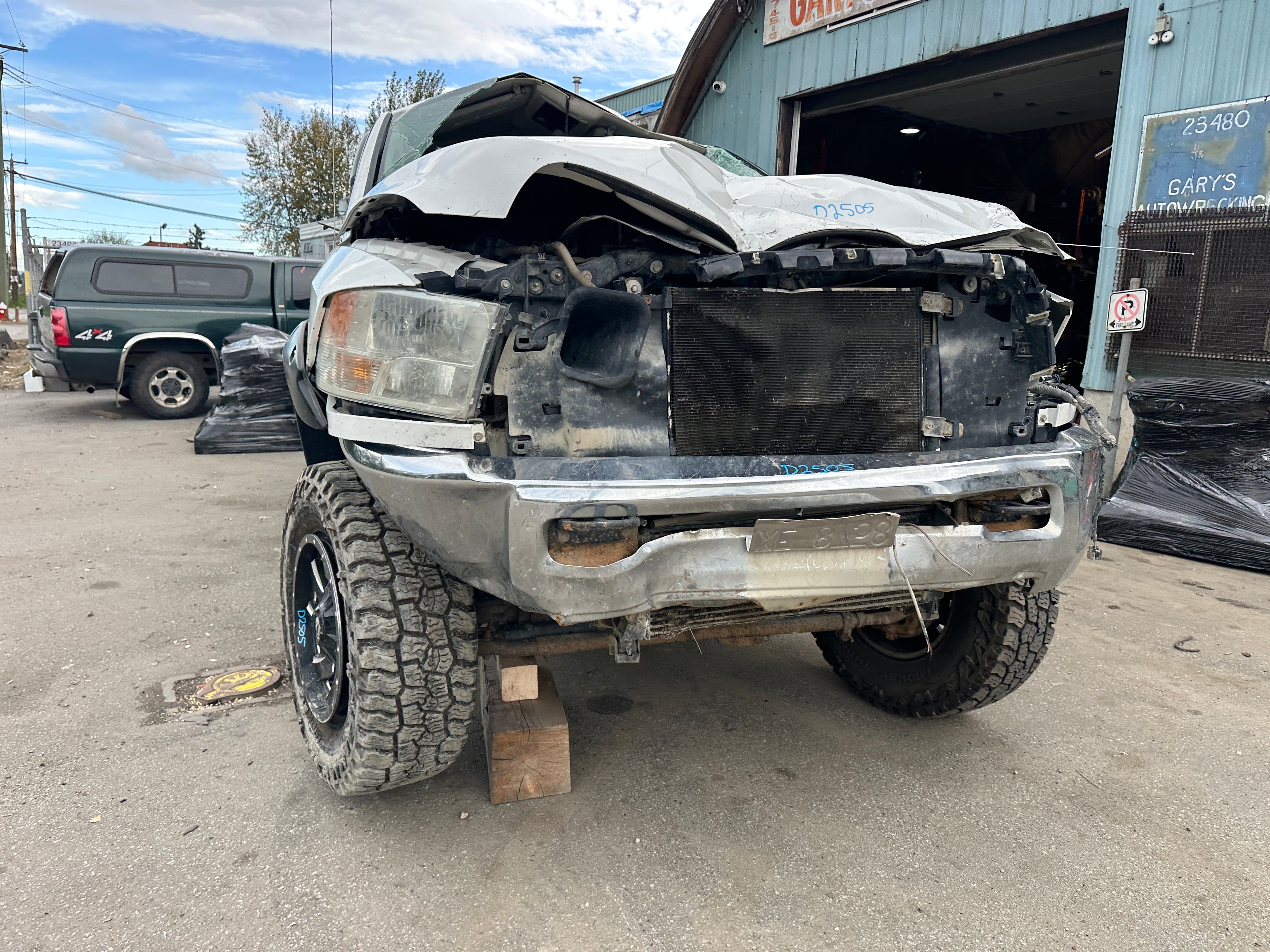 2014 Ram 3500 SLT 6.7 Cummins – D2505