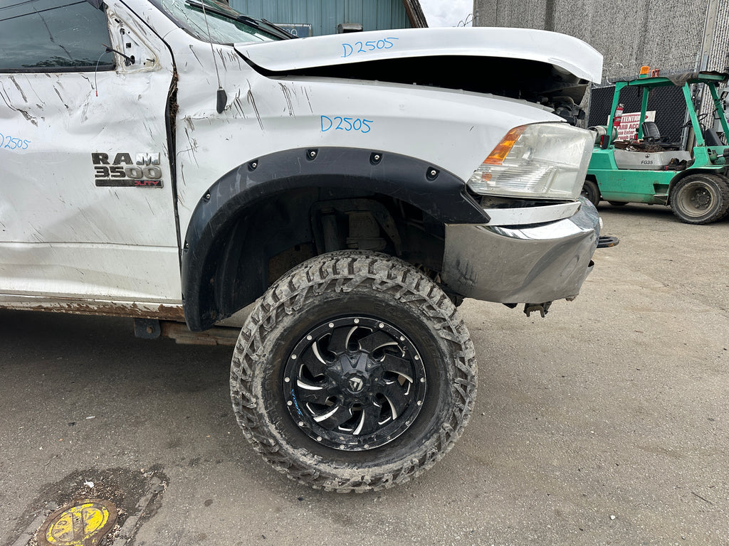 2014 Ram 3500 SLT 6.7 Cummins – D2505