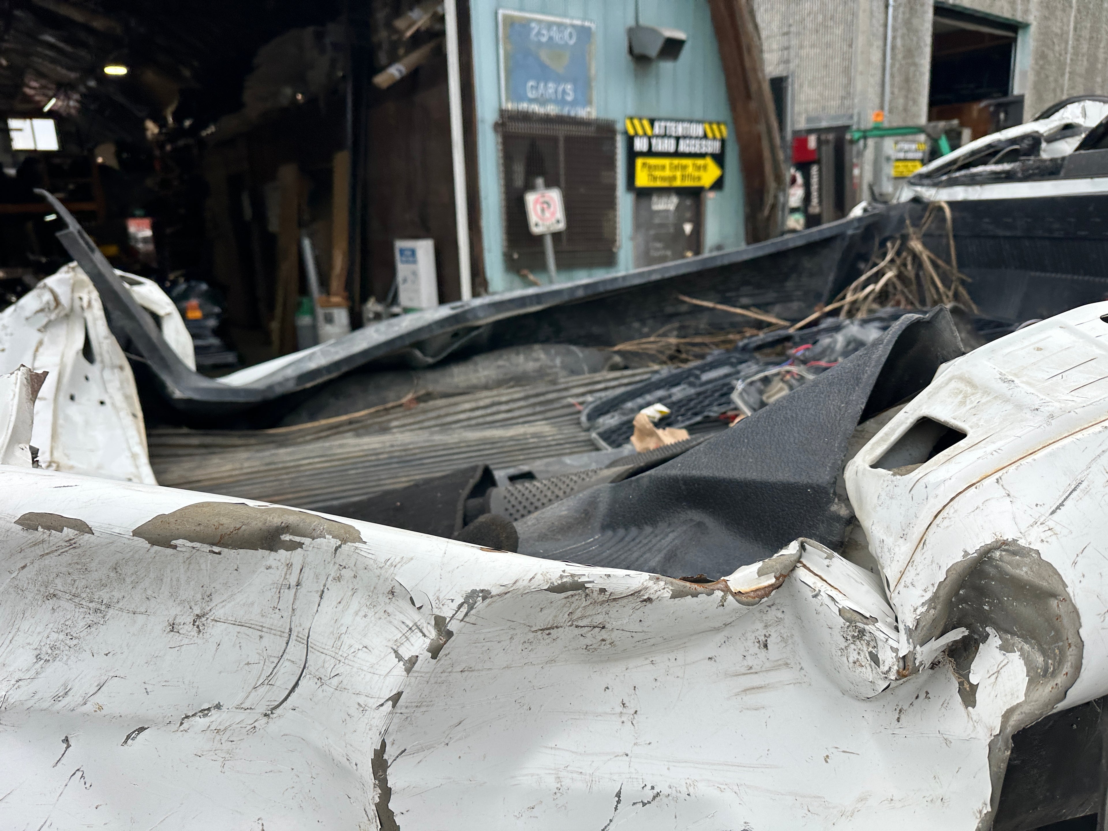 2014 Ram 3500 SLT 6.7 Cummins – D2505