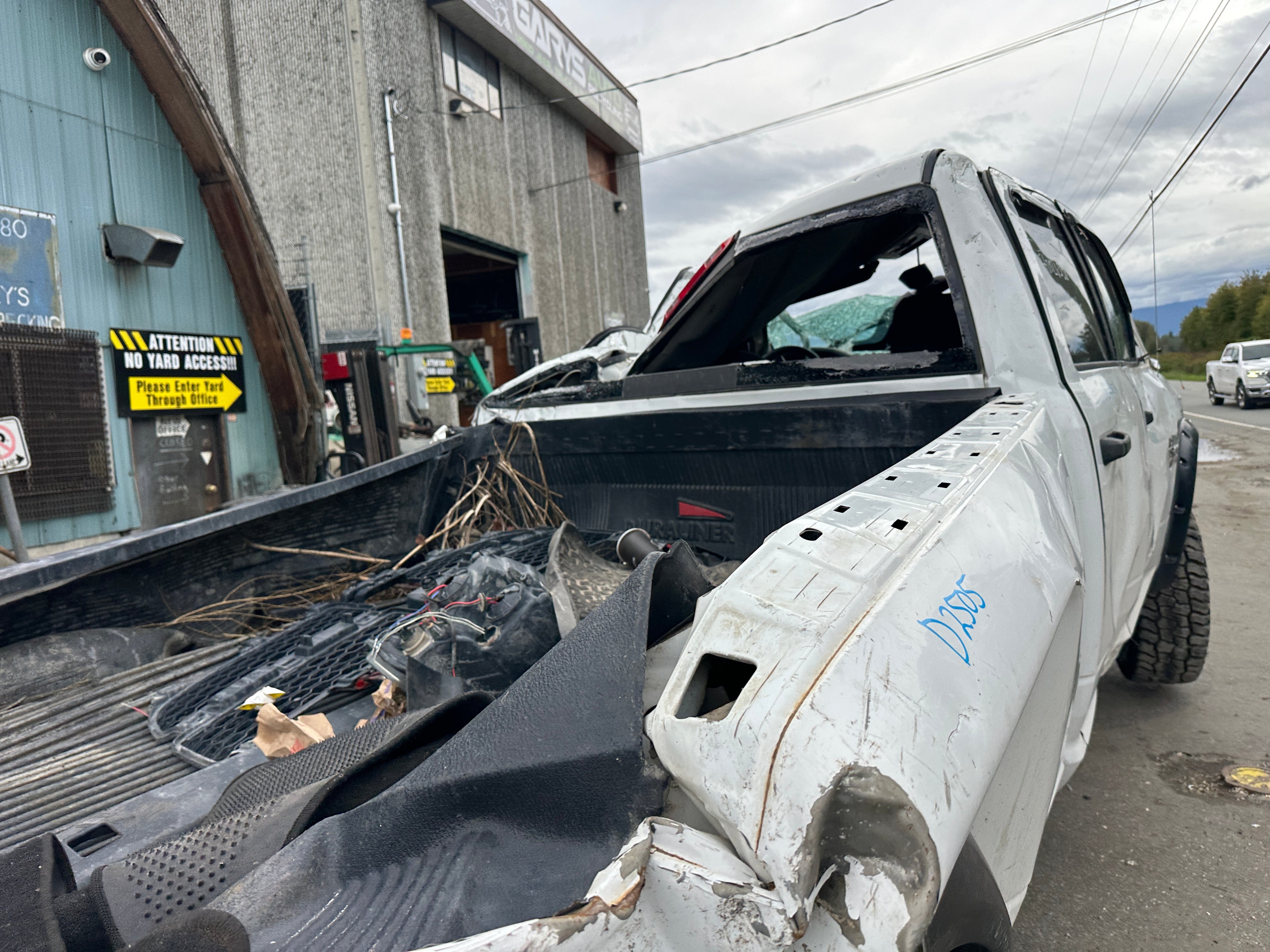 2014 Ram 3500 SLT 6.7 Cummins – D2505