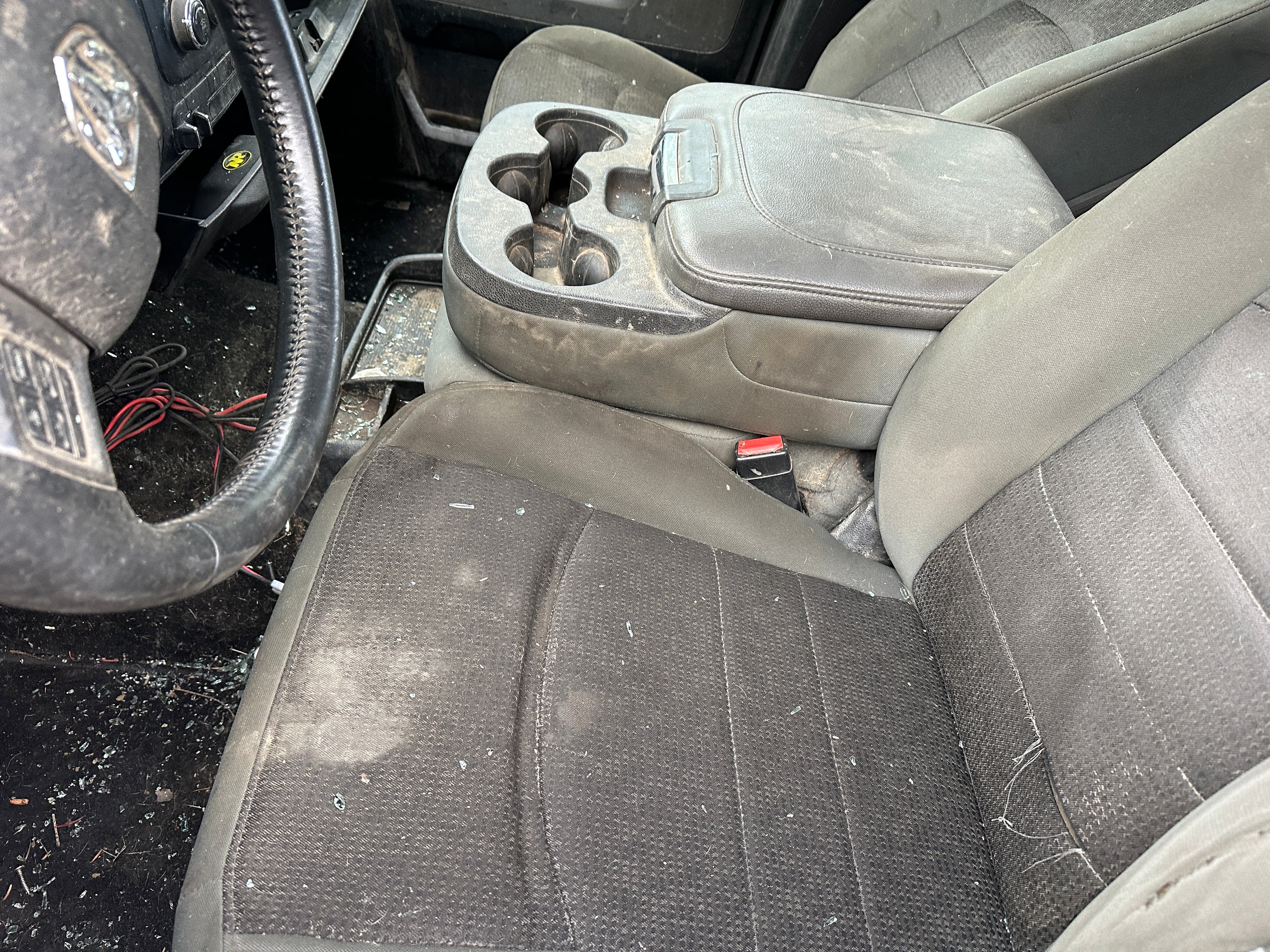 2014 Ram 3500 SLT 6.7 Cummins – D2505