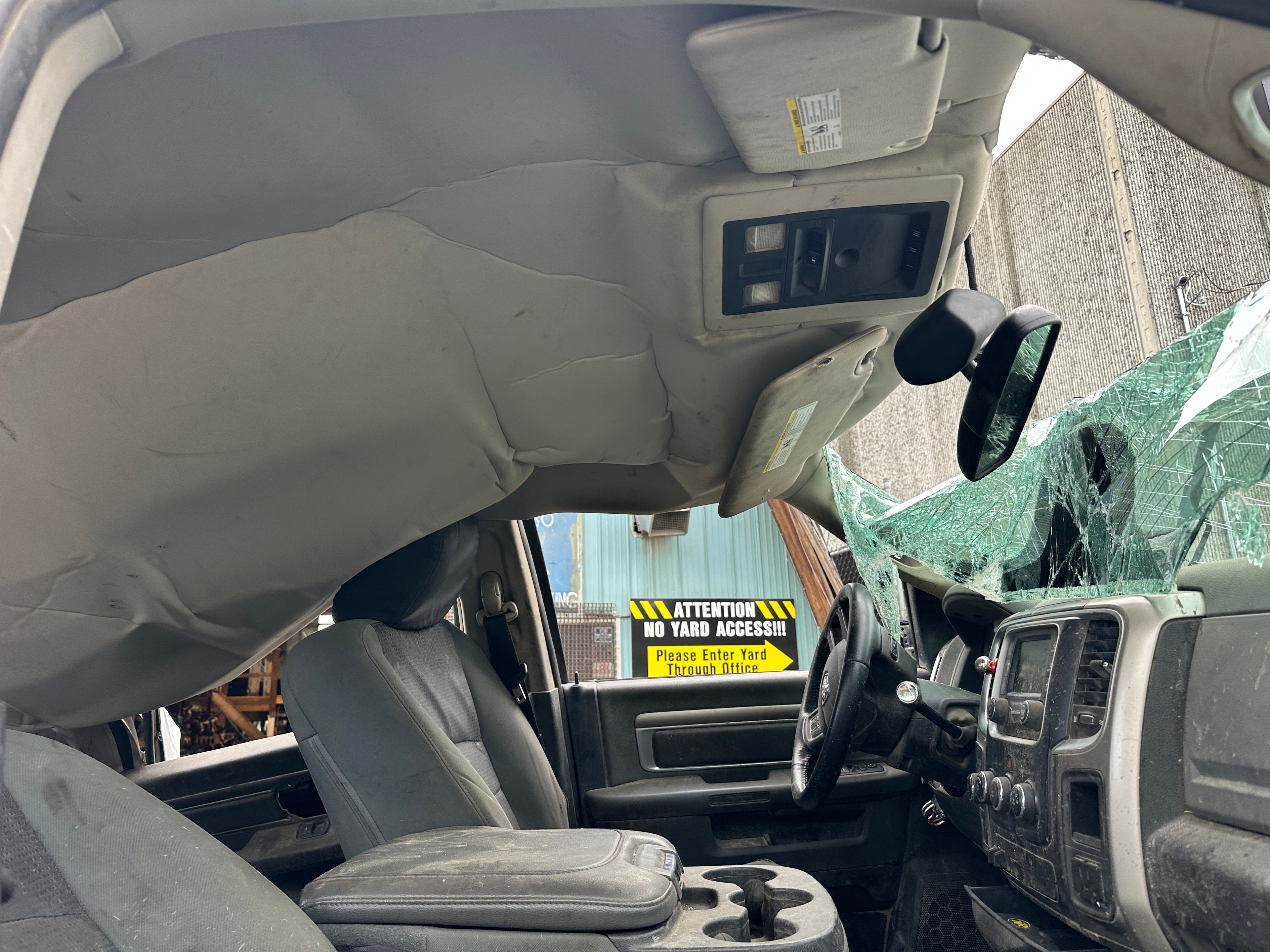 2014 Ram 3500 SLT 6.7 Cummins – D2505