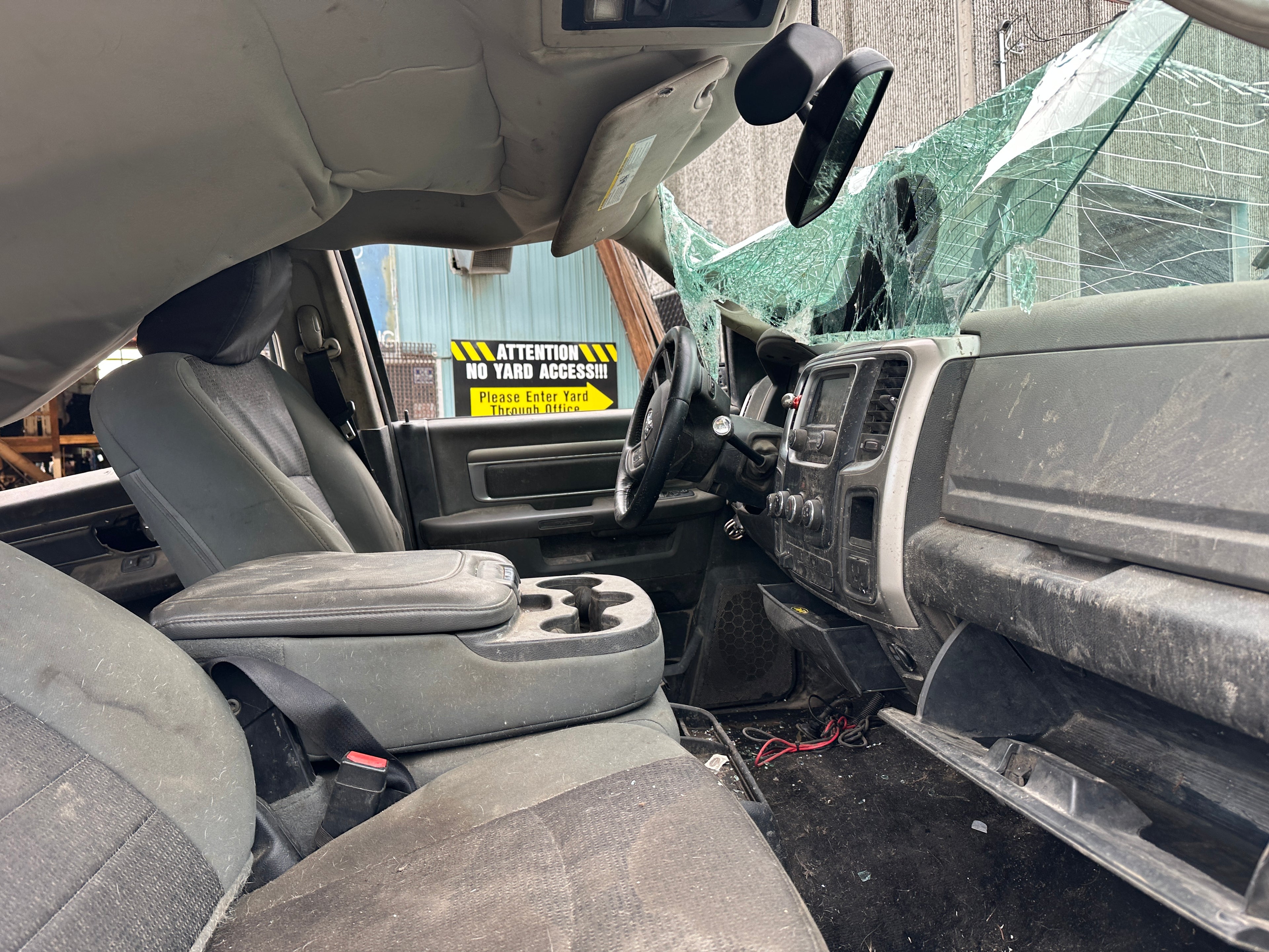 2014 Ram 3500 SLT 6.7 Cummins – D2505