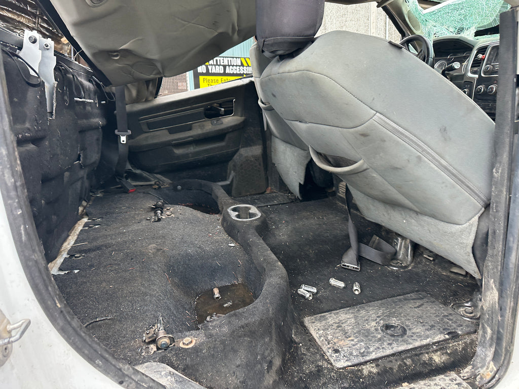 2014 Ram 3500 SLT 6.7 Cummins – D2505