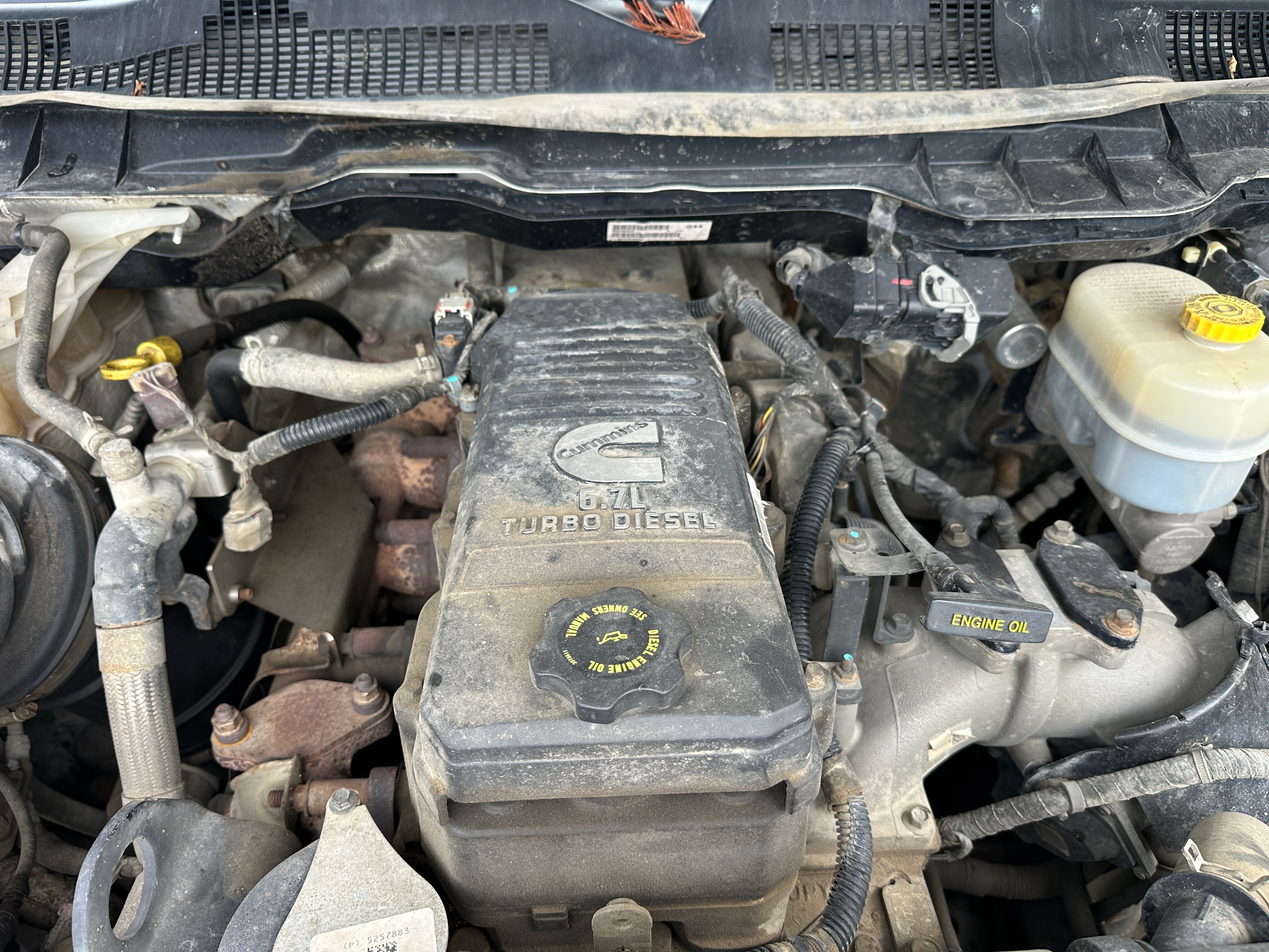 2014 Ram 3500 SLT 6.7 Cummins – D2505