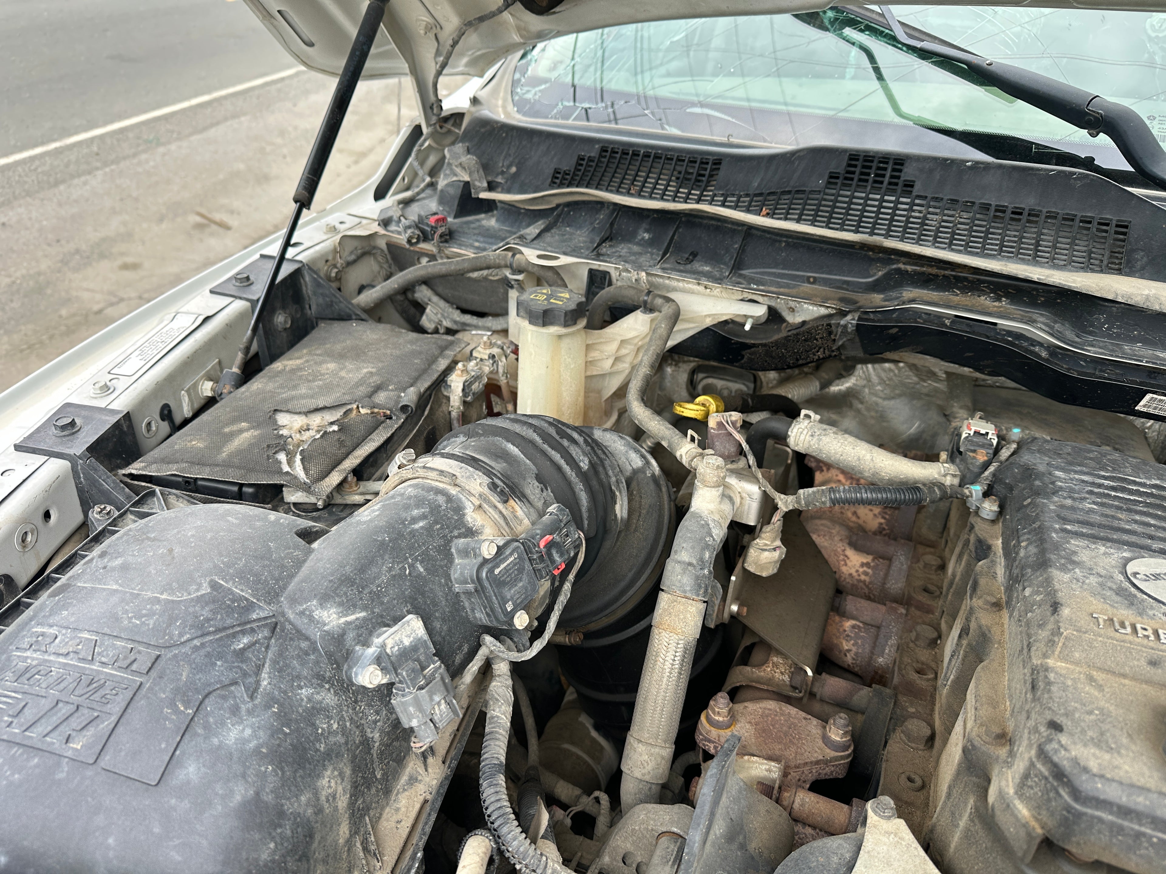 2014 Ram 3500 SLT 6.7 Cummins – D2505